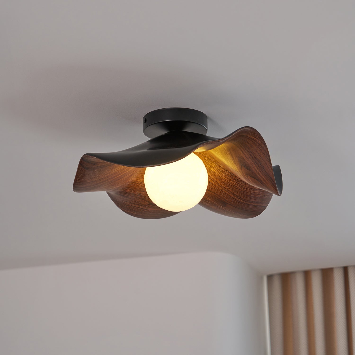 Muto Lampada da Soffitto in Legno Nero e Bianco