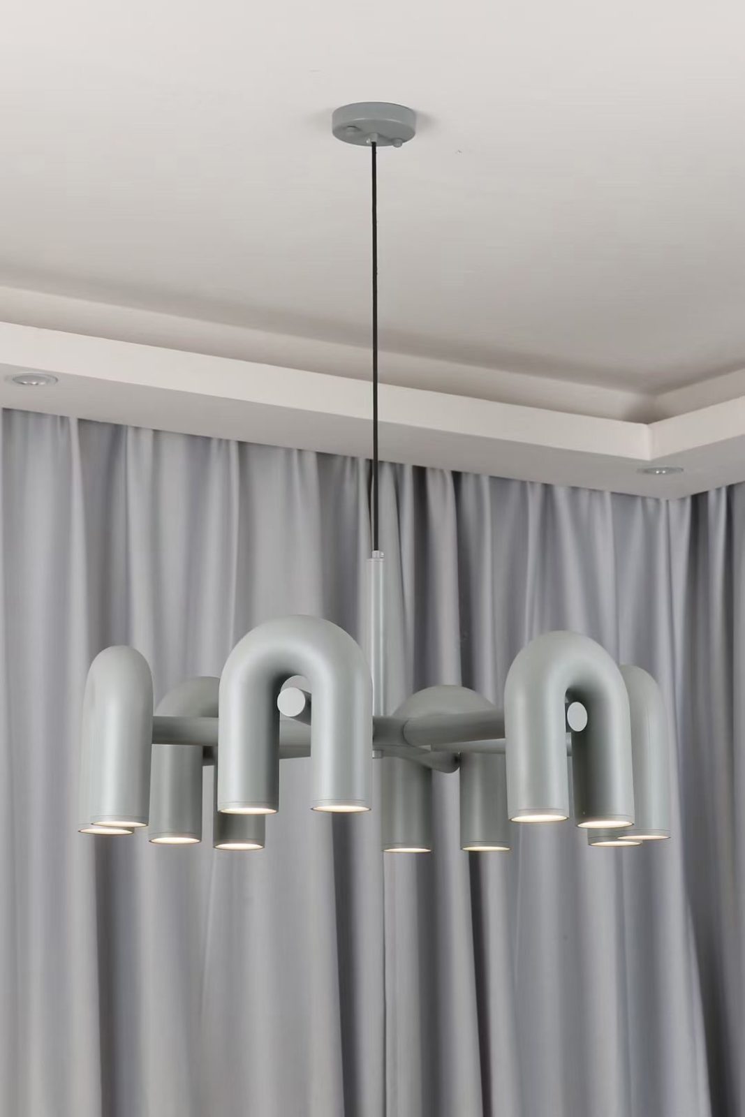 Cirkus Chandelier - Blowlighting