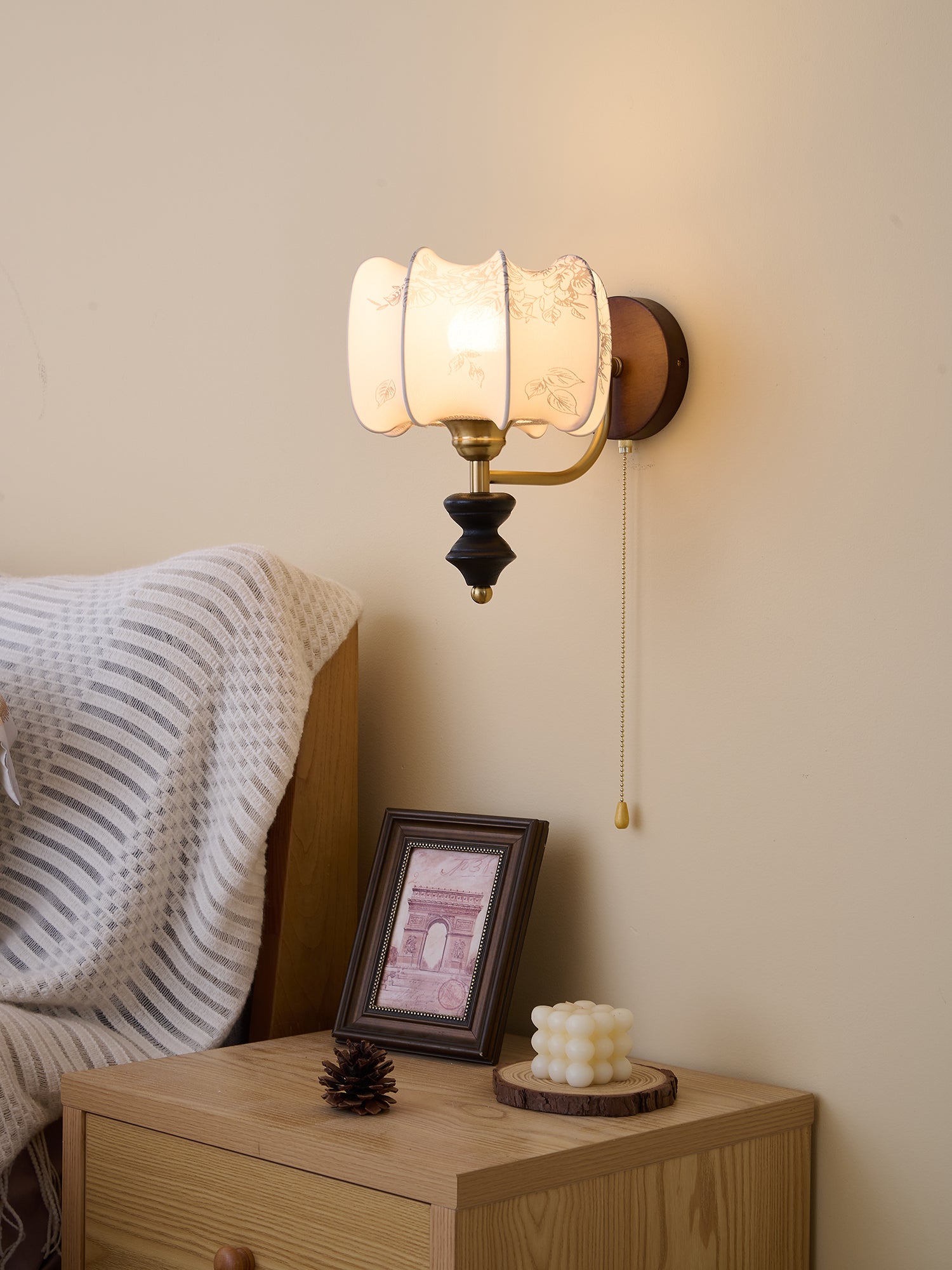 Clarendon Wall Lamp - Blowlighting