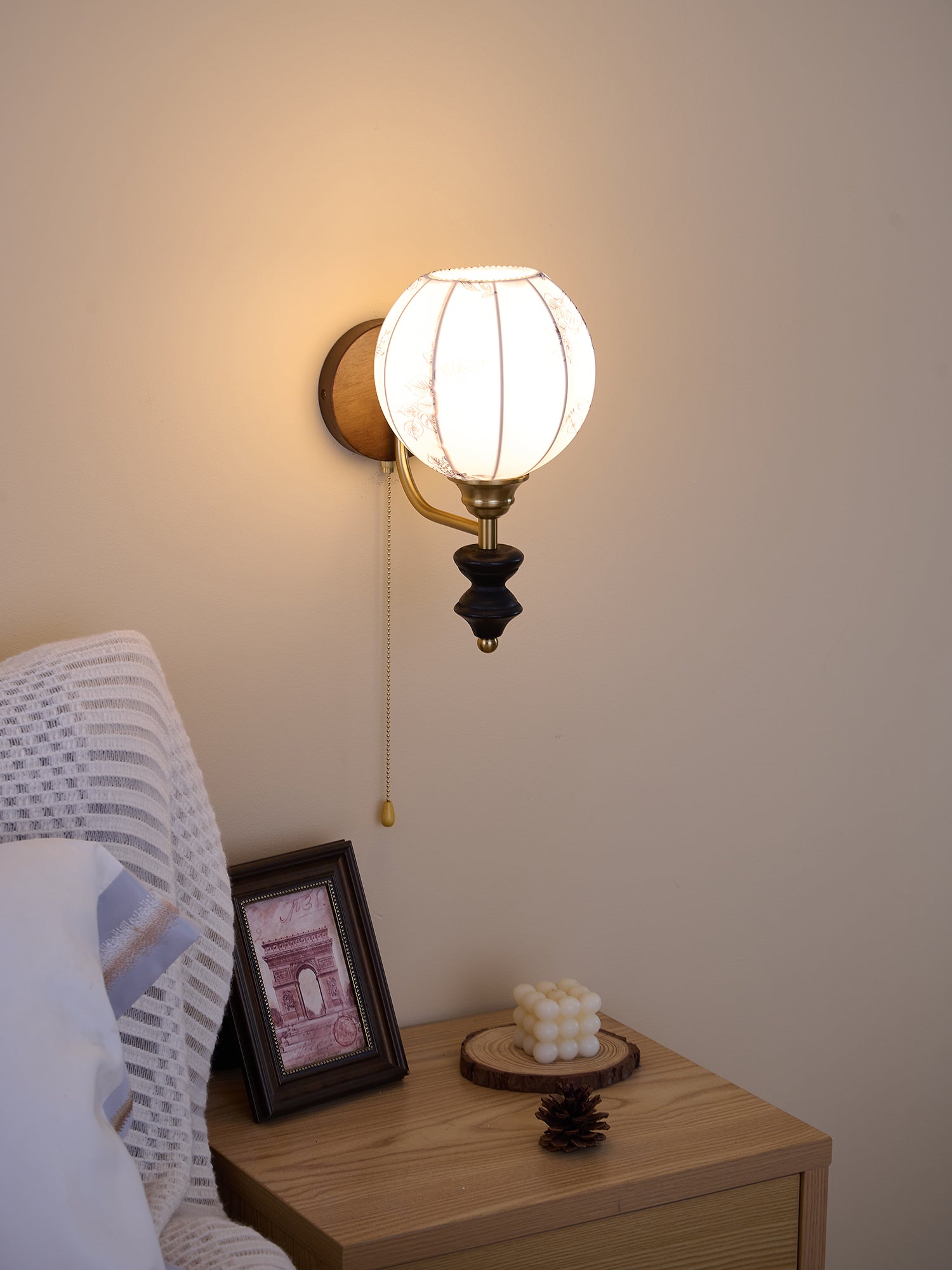 Clarendon Wall Lamp - Blowlighting