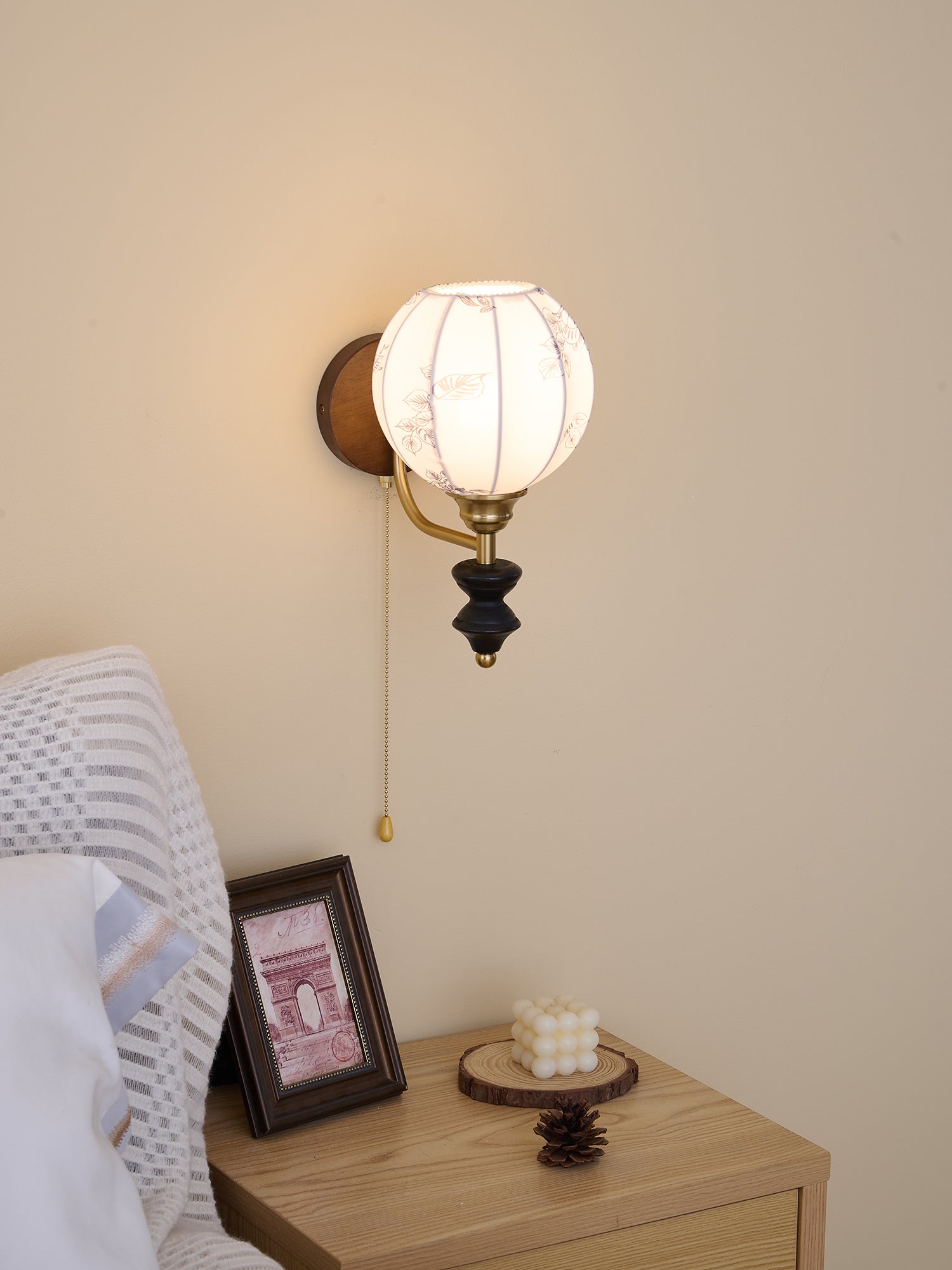 Clarendon Wall Lamp - Blowlighting