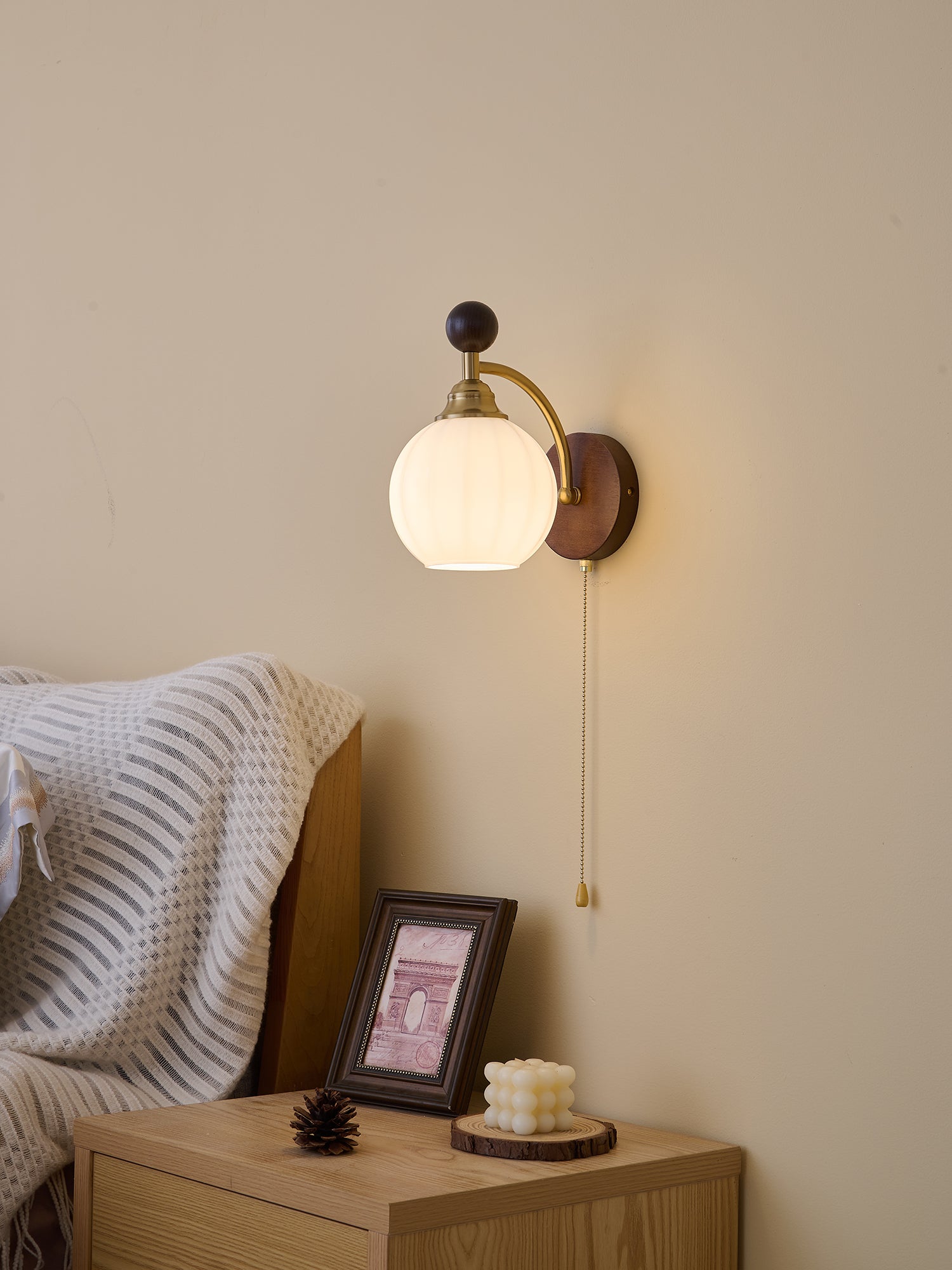 Clarendon Wall Lamp - Blowlighting