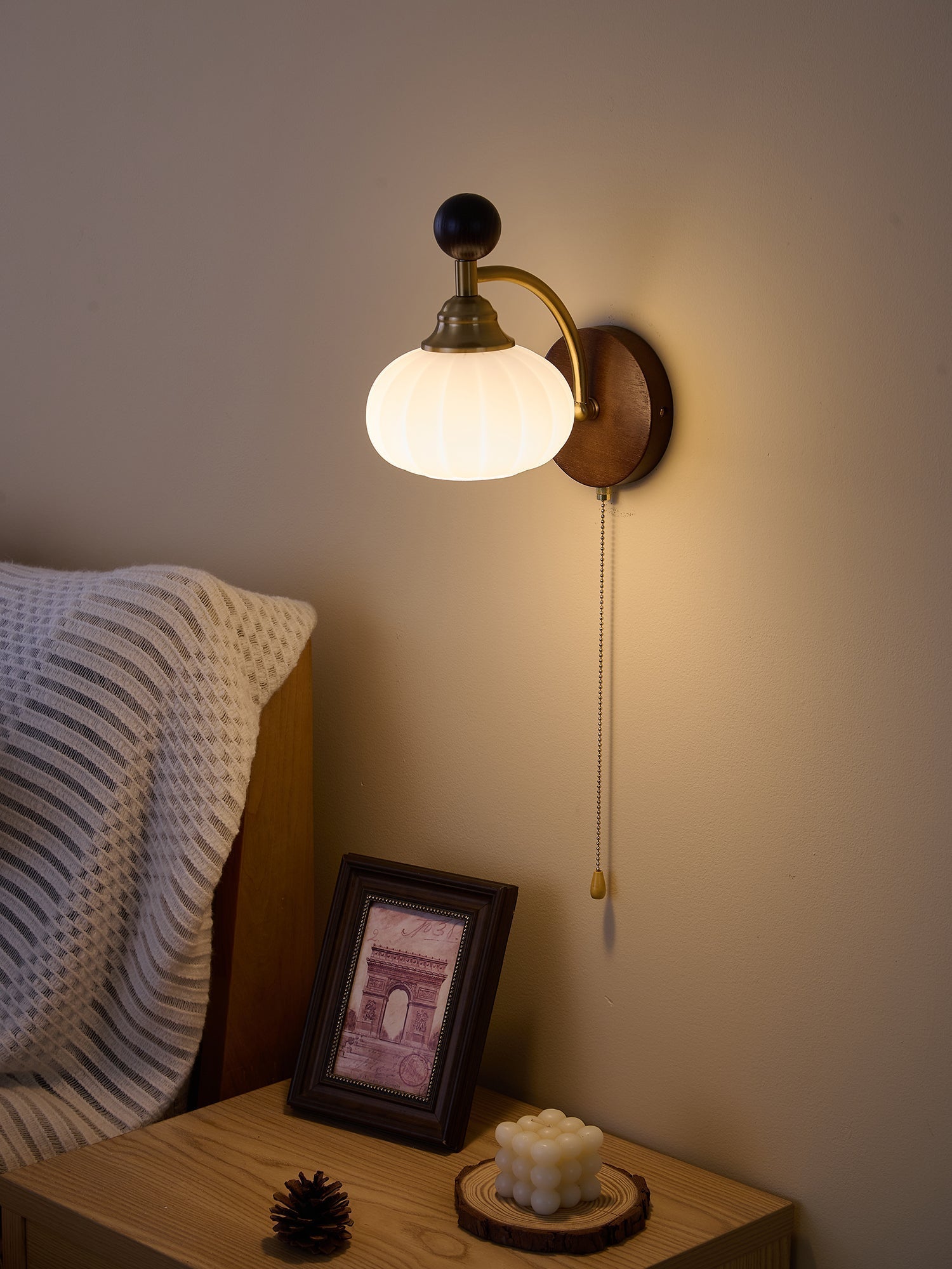 Clarendon Wall Lamp - Blowlighting