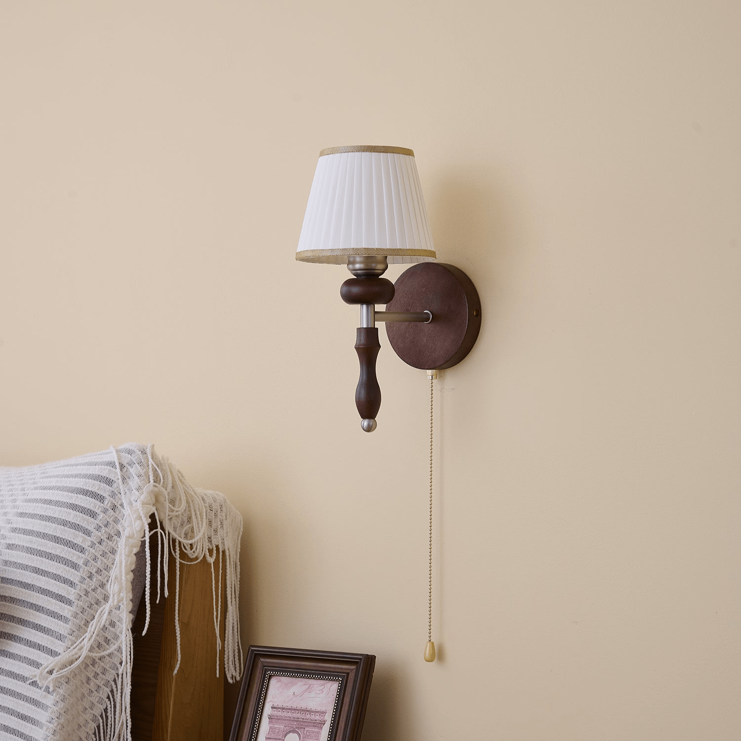 Clarendon Wall Lamp - Blowlighting