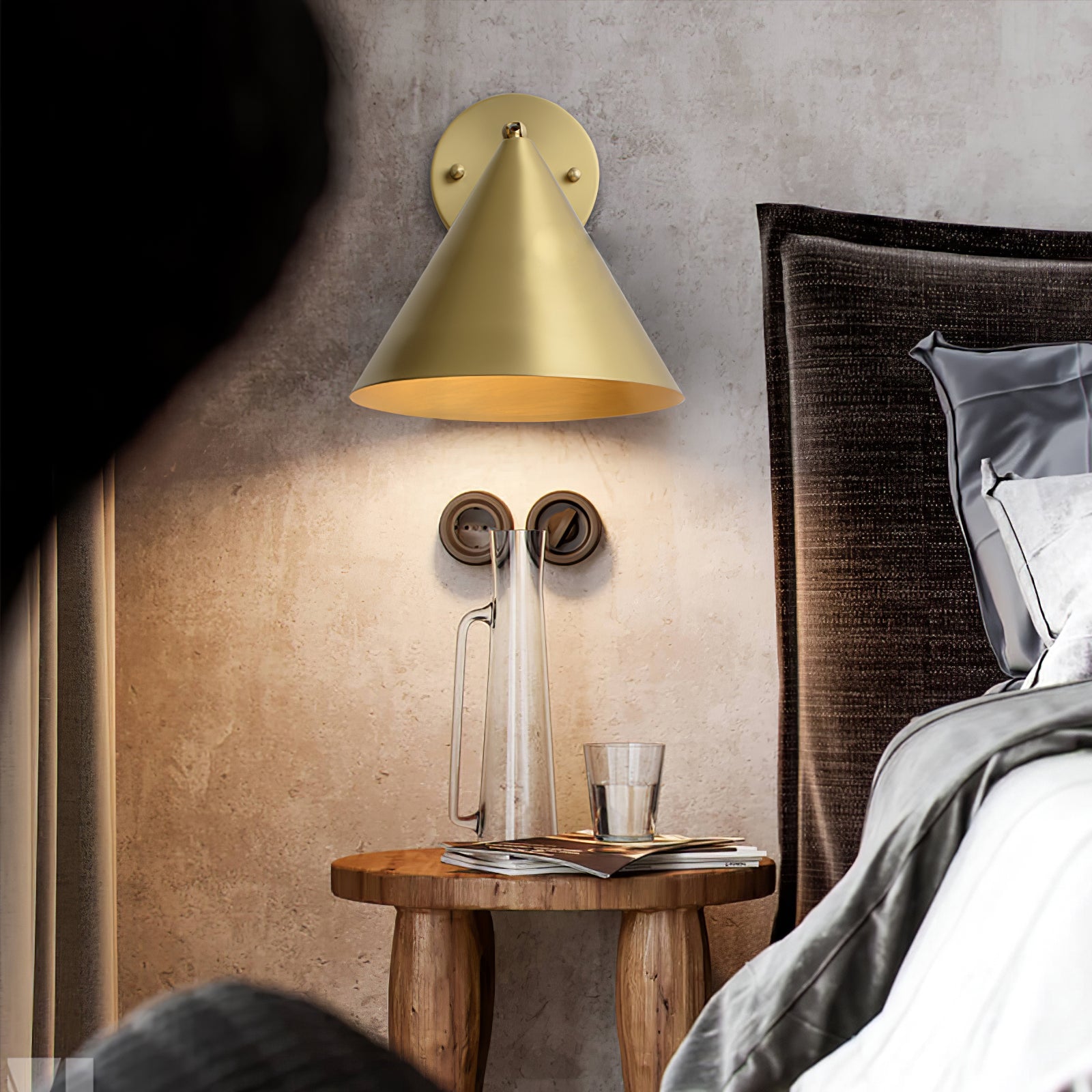 Conica Brass Wall Light - Blowlighting