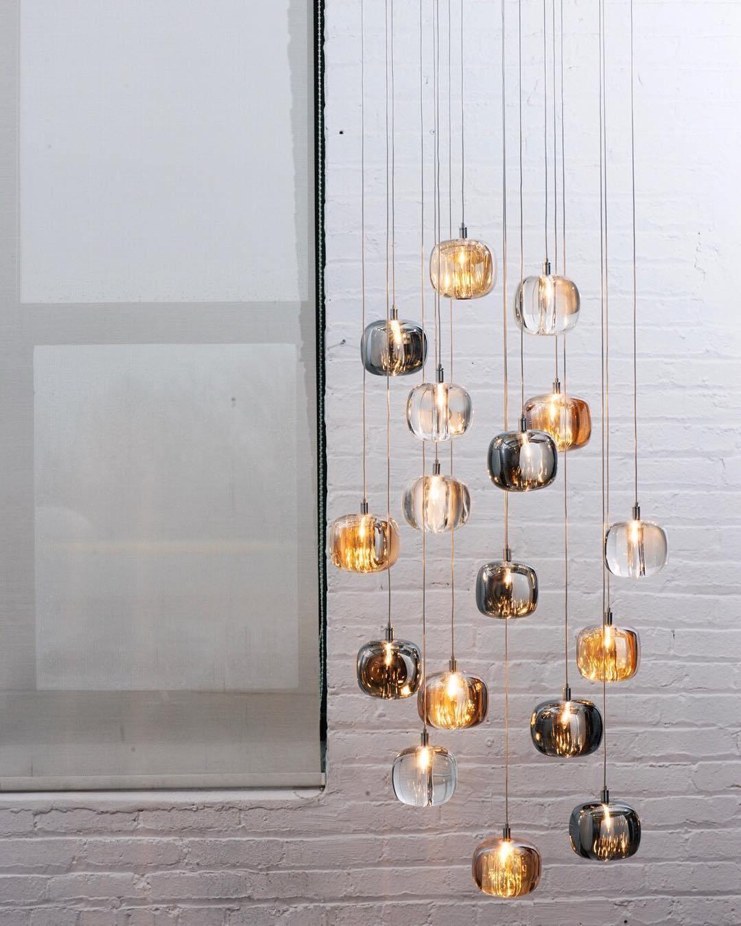 Cubie Chandelier - Blowlighting
