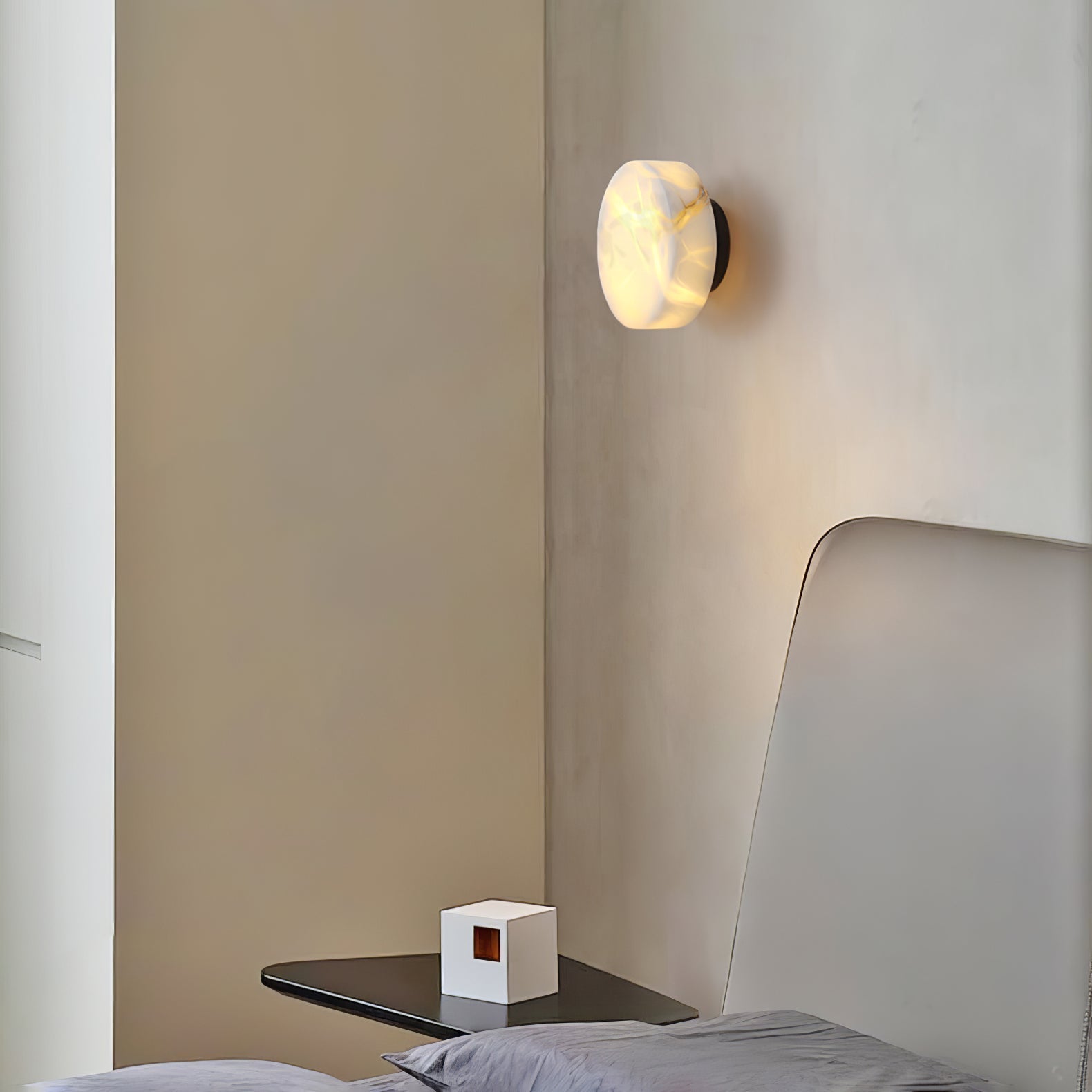 Olzorira Alabaster Wall Light - Neutralighting