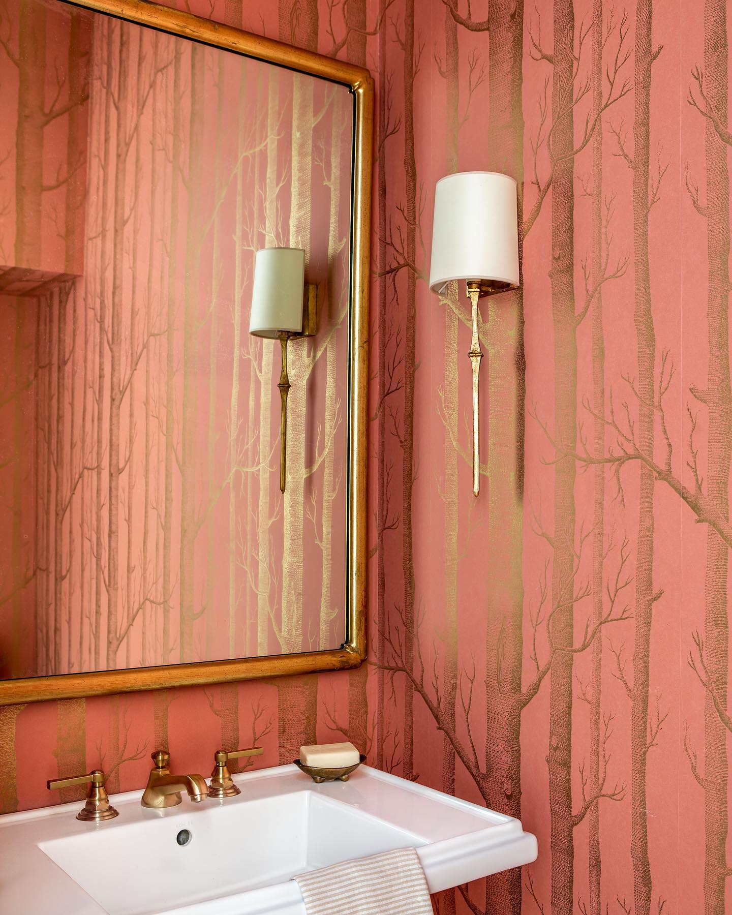 Yield Vintage Unique Brass Metal Fabric Wall Lamp - Lamp Copper