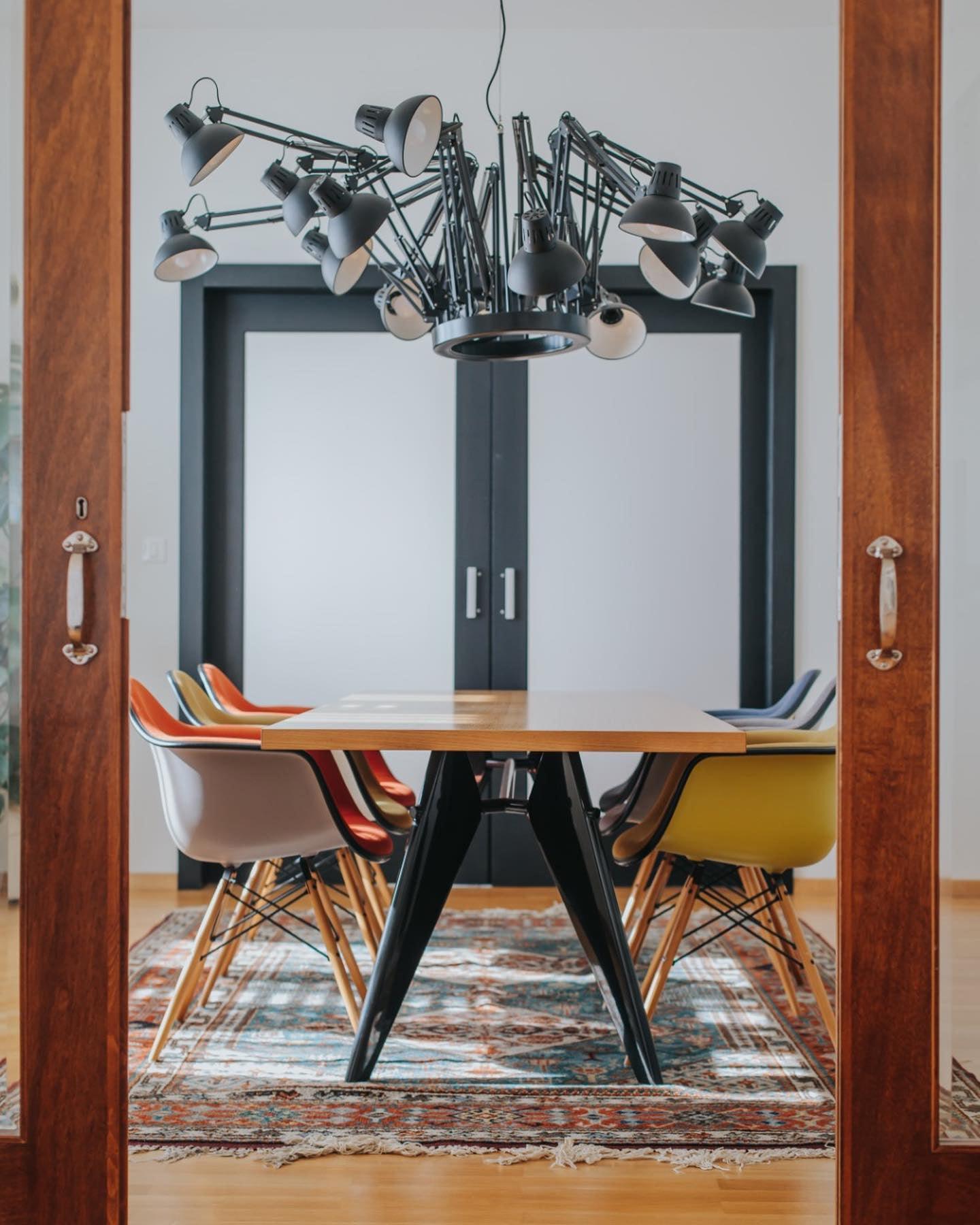 Dear Ingo Chandelier - Blowlighting