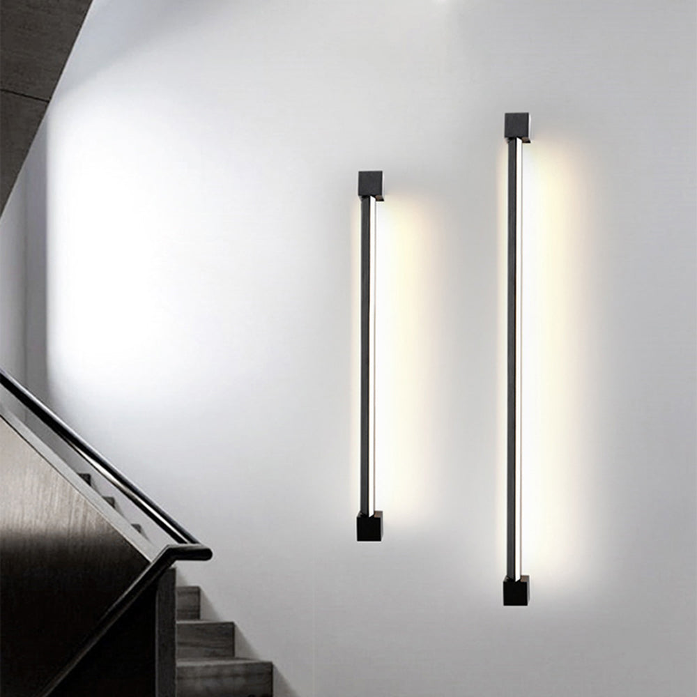 Arisha Minimalista LED Applique Nera Ruotabile Linea
