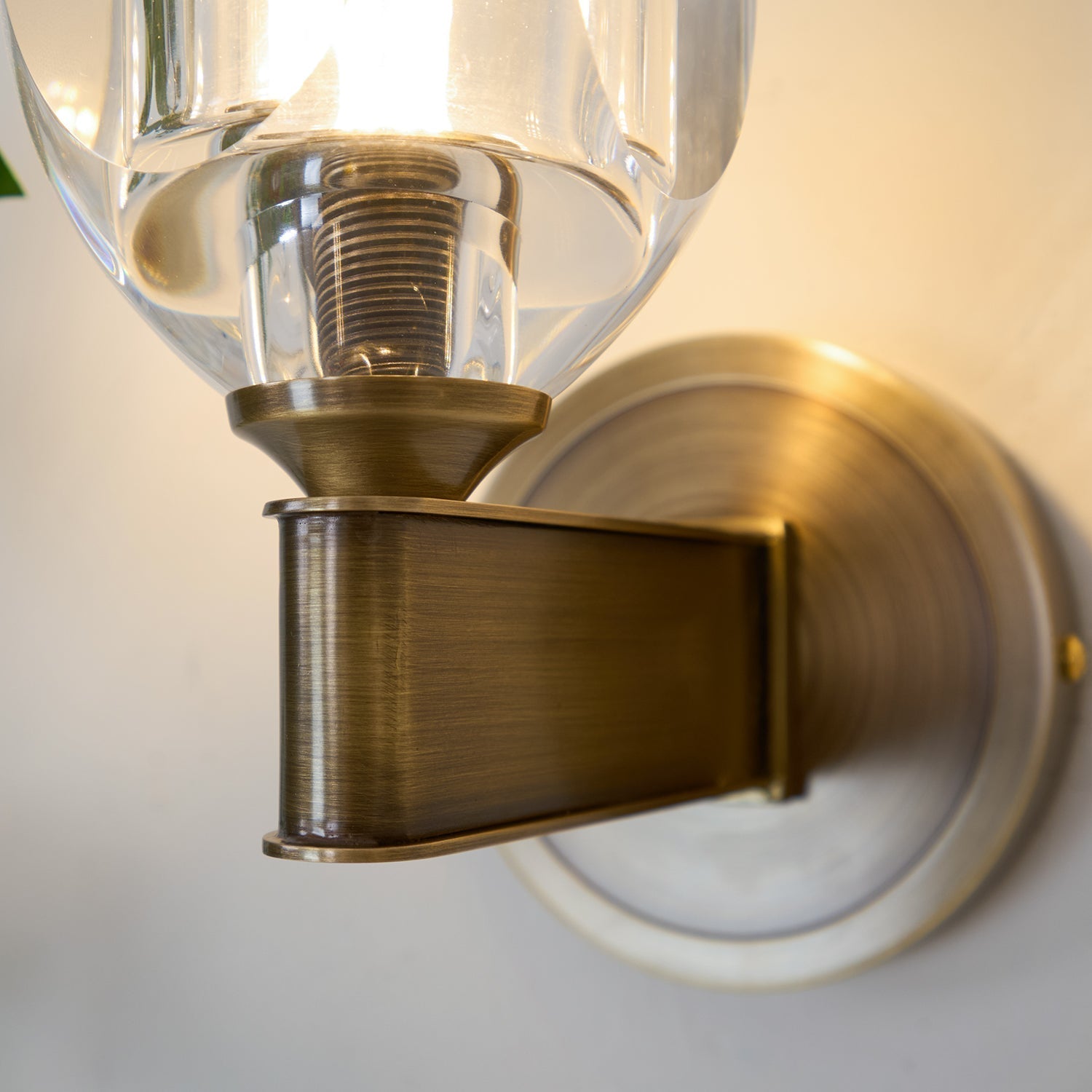 Diamond Crystal Sconce - Blowlighting