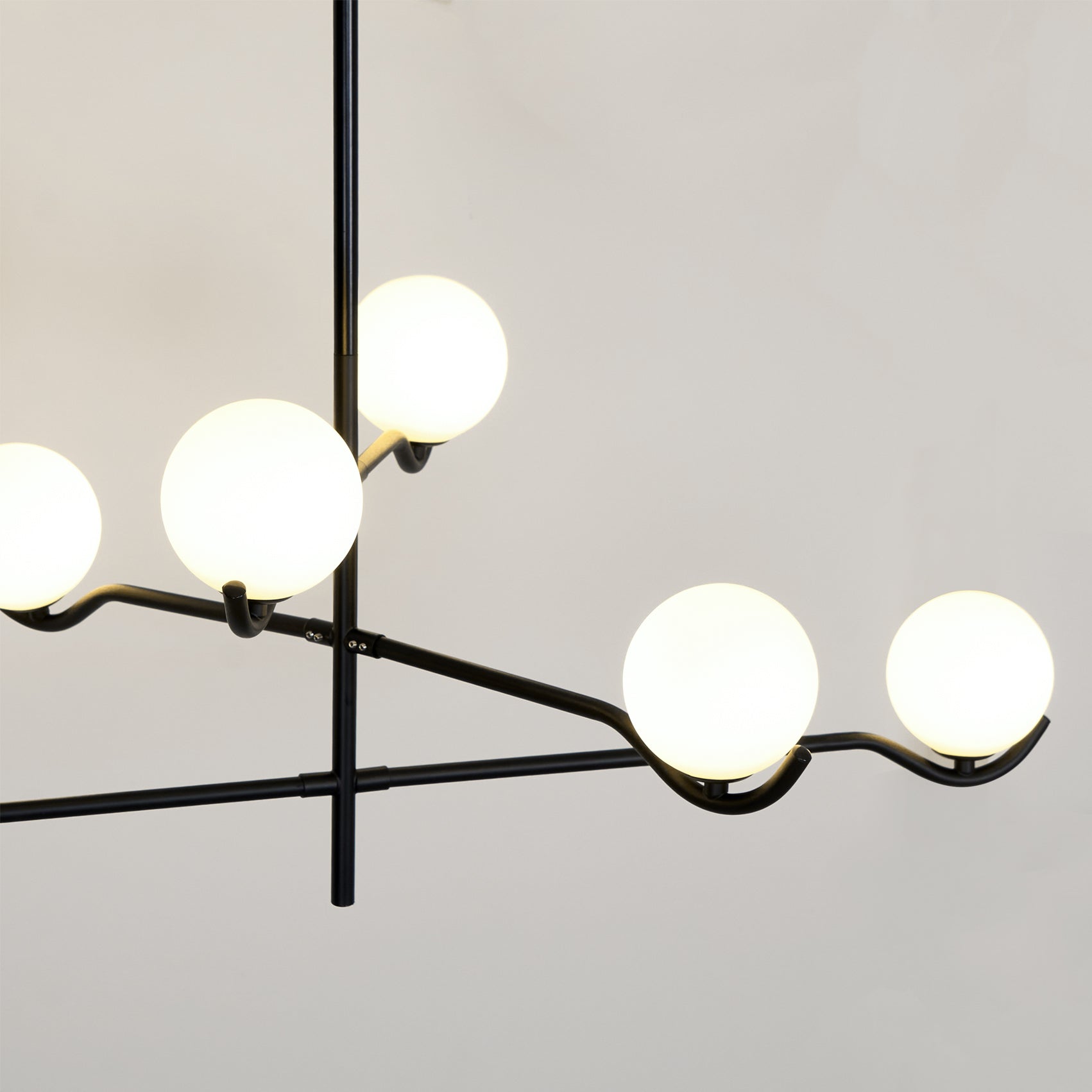 Doris Chandelier - Blowlighting
