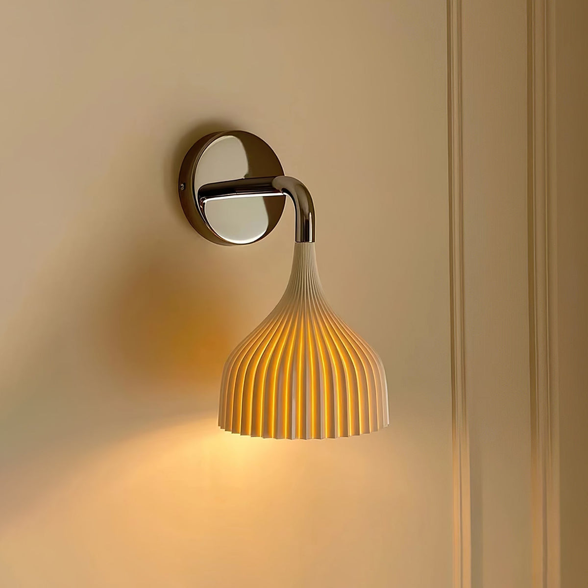 E Wall Lamp - Blowlighting
