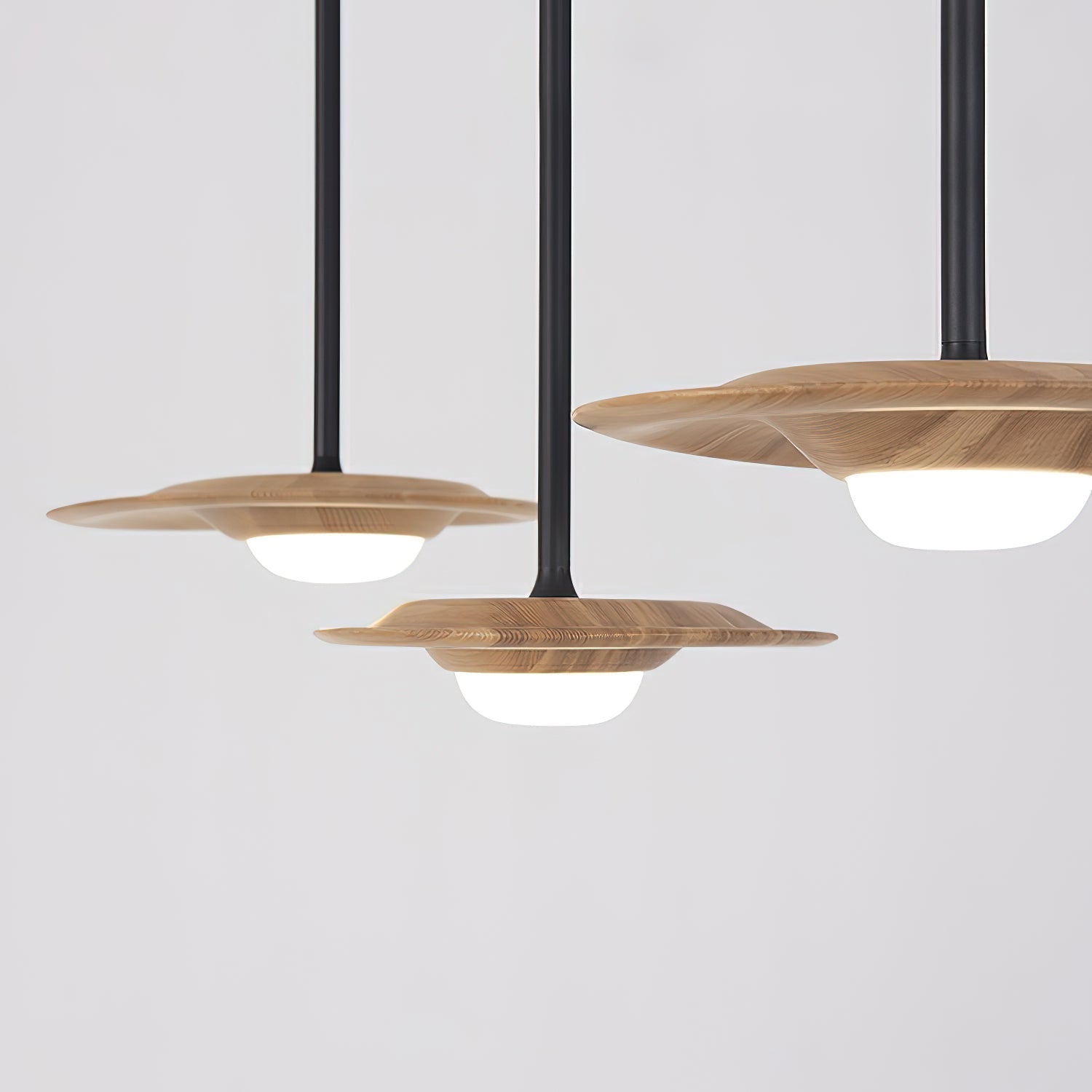 Cesilis Wood Pendant Light - Blowlighting