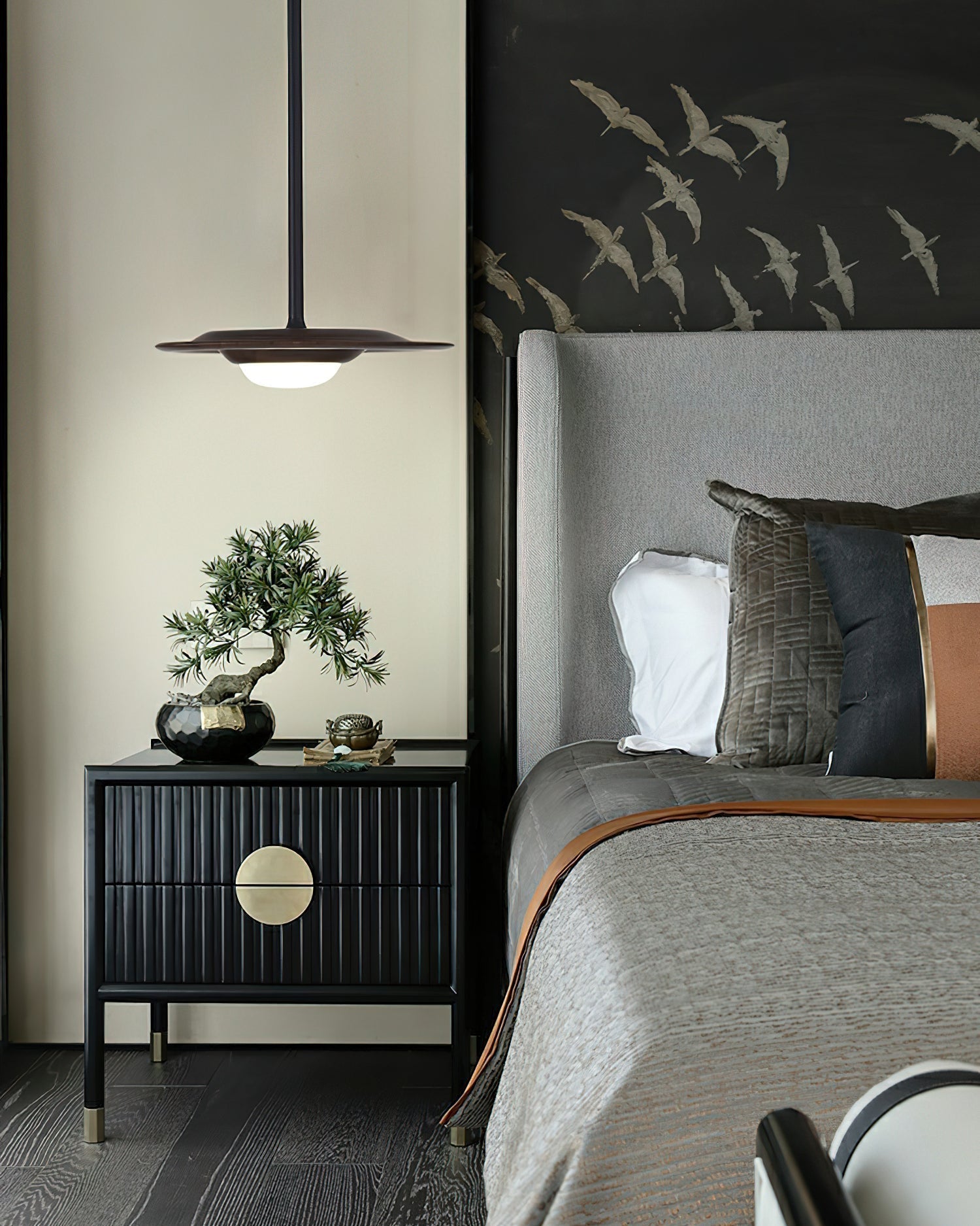 Cesilis Wood Pendant Light - Blowlighting