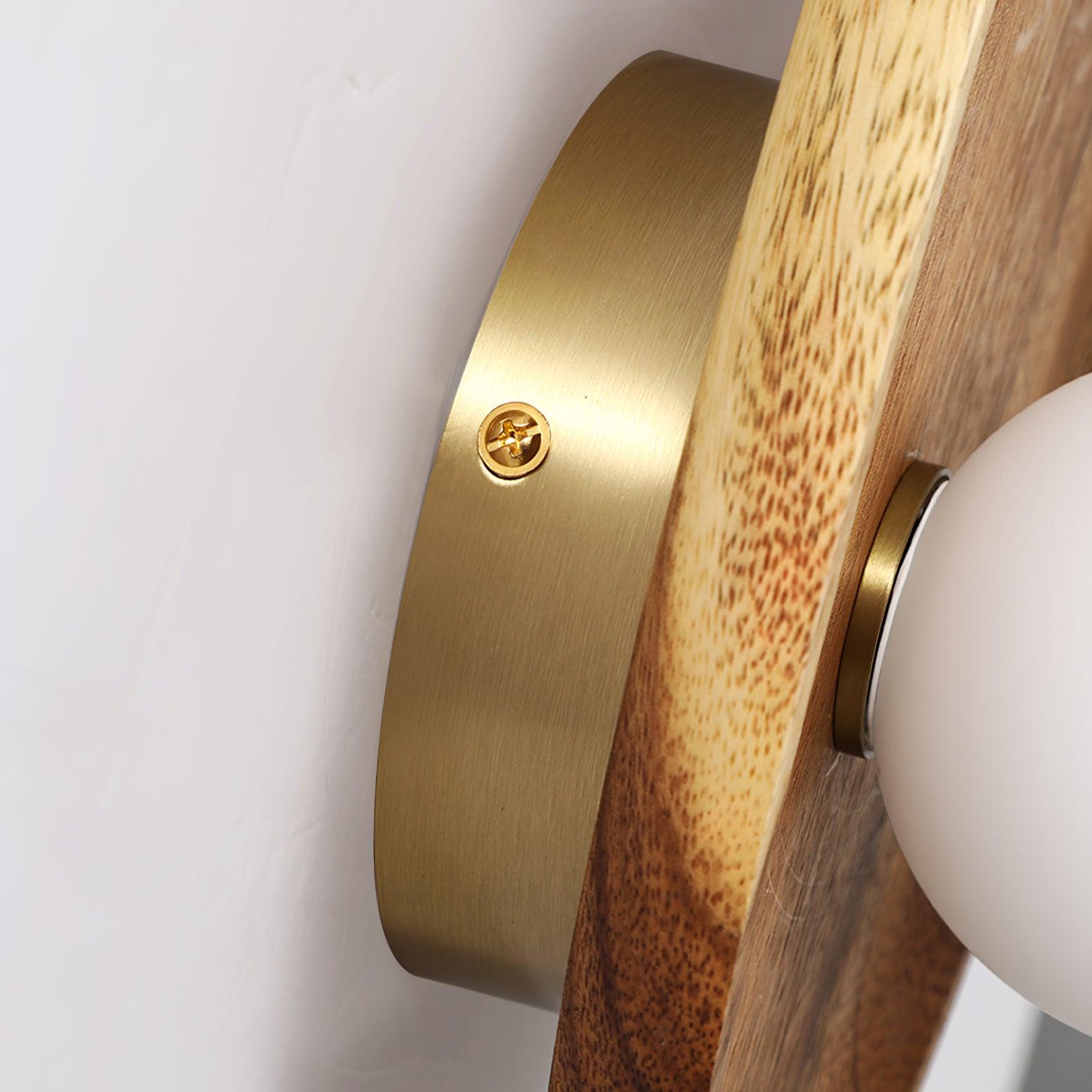 Eivor Wall Lamp - Blowlighting