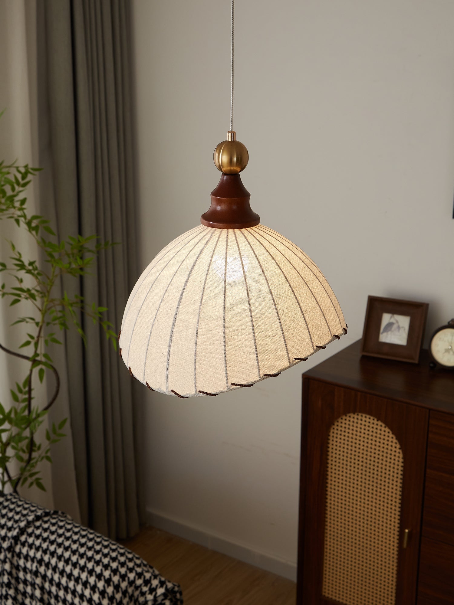 Eldora Pendant Light - Blowlighting