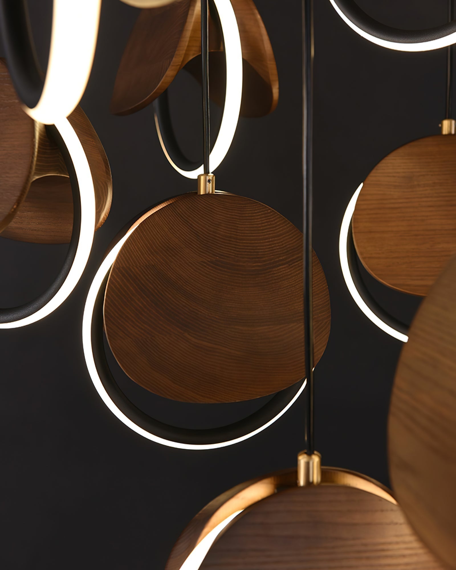 Avvelen Geometric Wood Pendant Light - Blowlighting