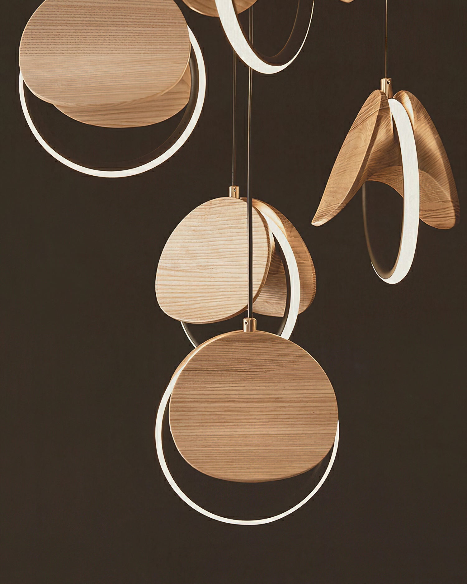 Avvelen Geometric Wood Pendant Light - Blowlighting