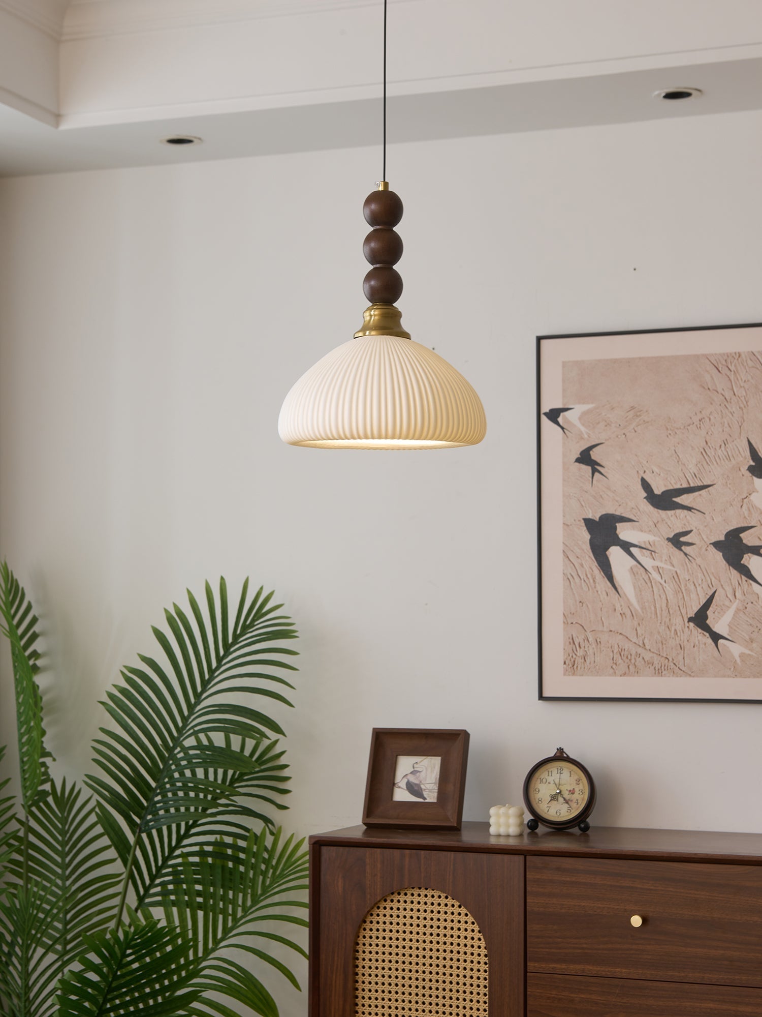 Eloria Pendant Light - Blowlighting