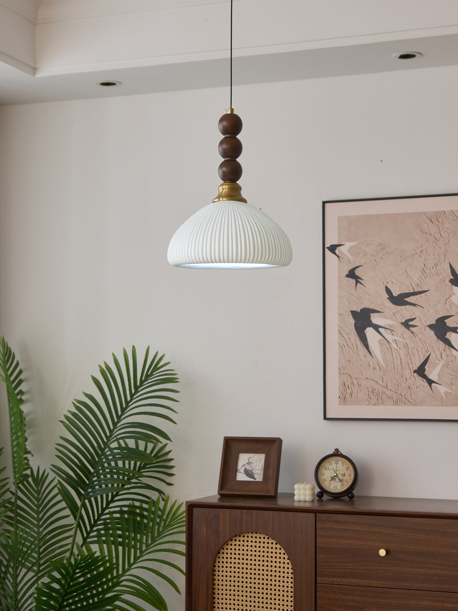 Eloria Pendant Light - Blowlighting