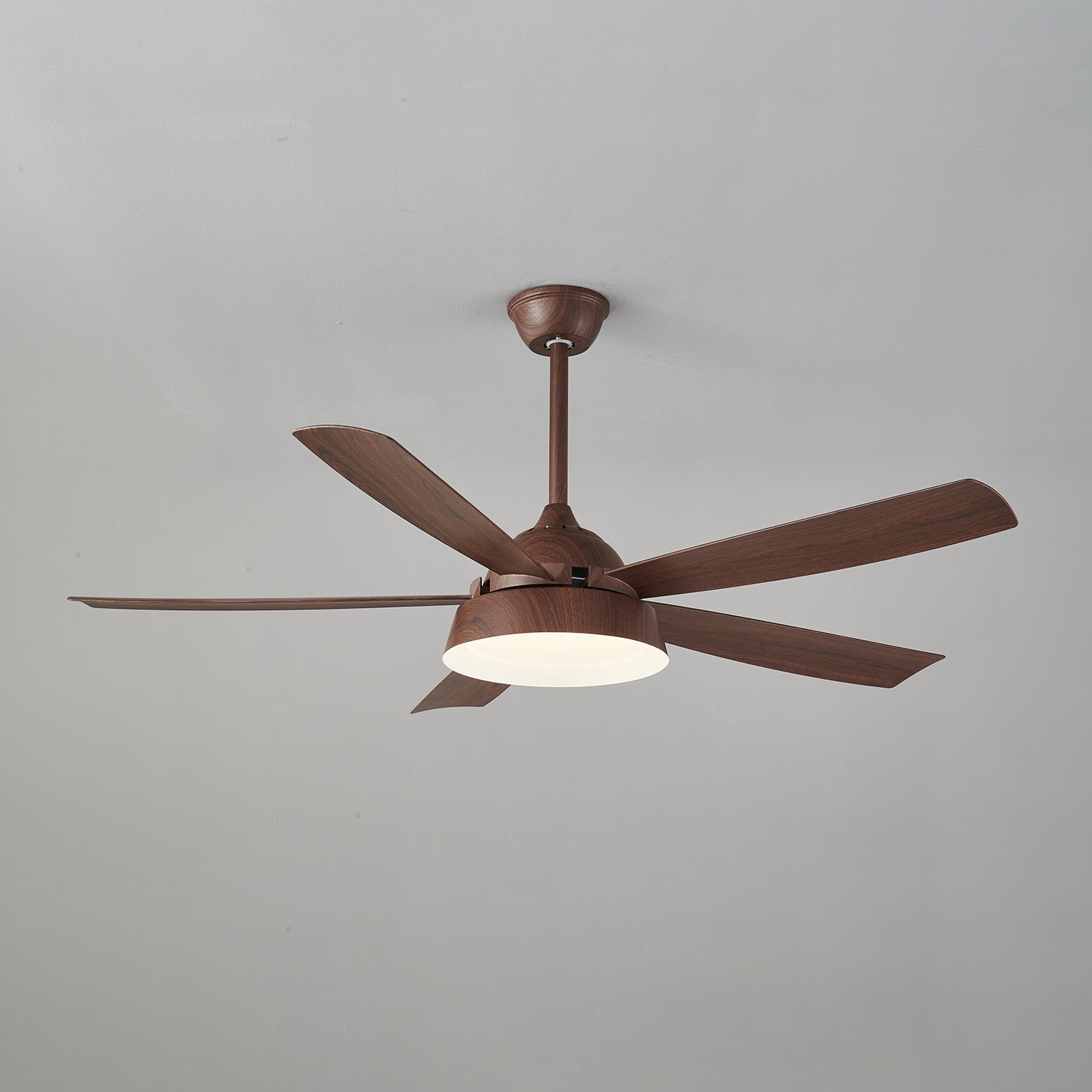 Ventilatore da soffitto Orvino con luce effetto legno, vista dall'alto