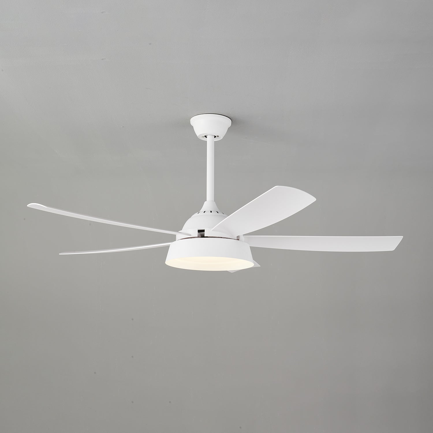 Ventilatore da soffitto Orvino con luce effetto legno, ambiente interno