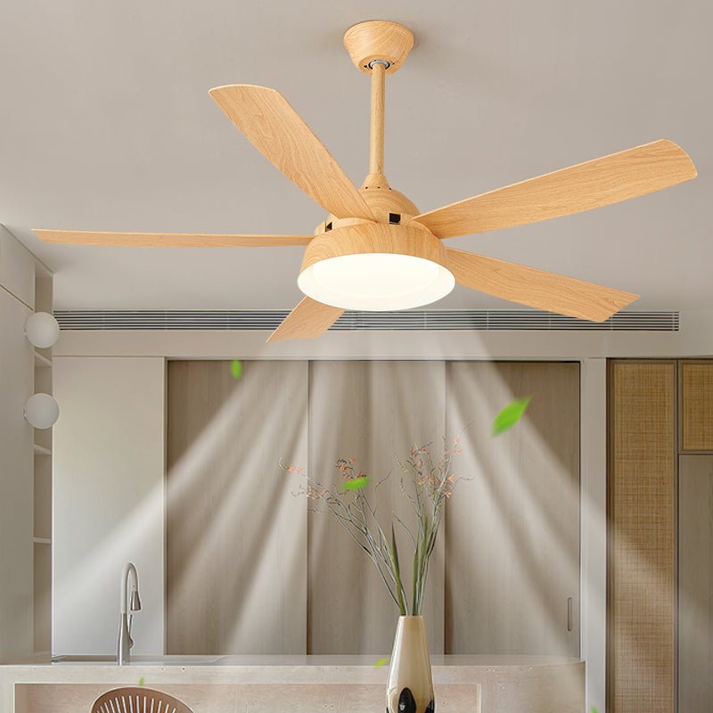 Ventilatore da soffitto Orvino con luce effetto legno, primo piano delle pale