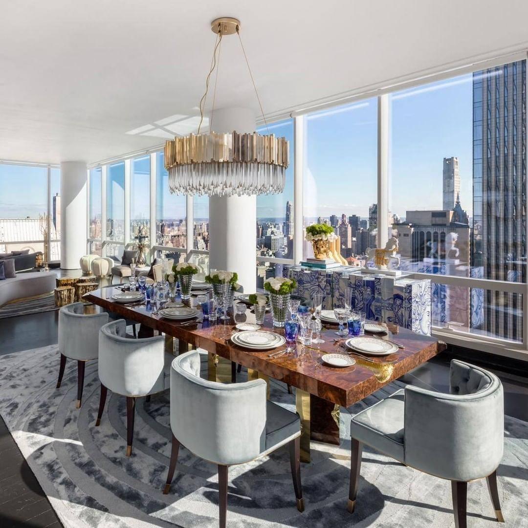 Empire Chandelier - Blowlighting