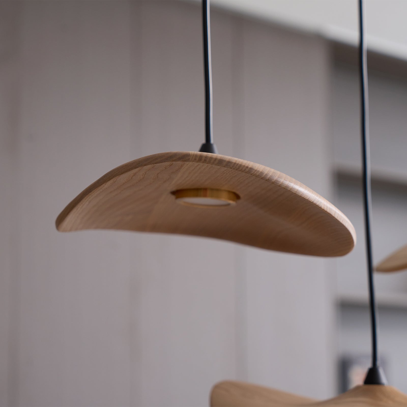 Abbott Modern Minimalist Empty Leaf Metal Wood Chandelier - Blowlighting