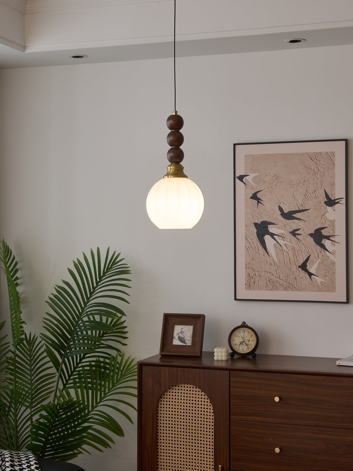 Evandra Pendant Light - Blowlighting