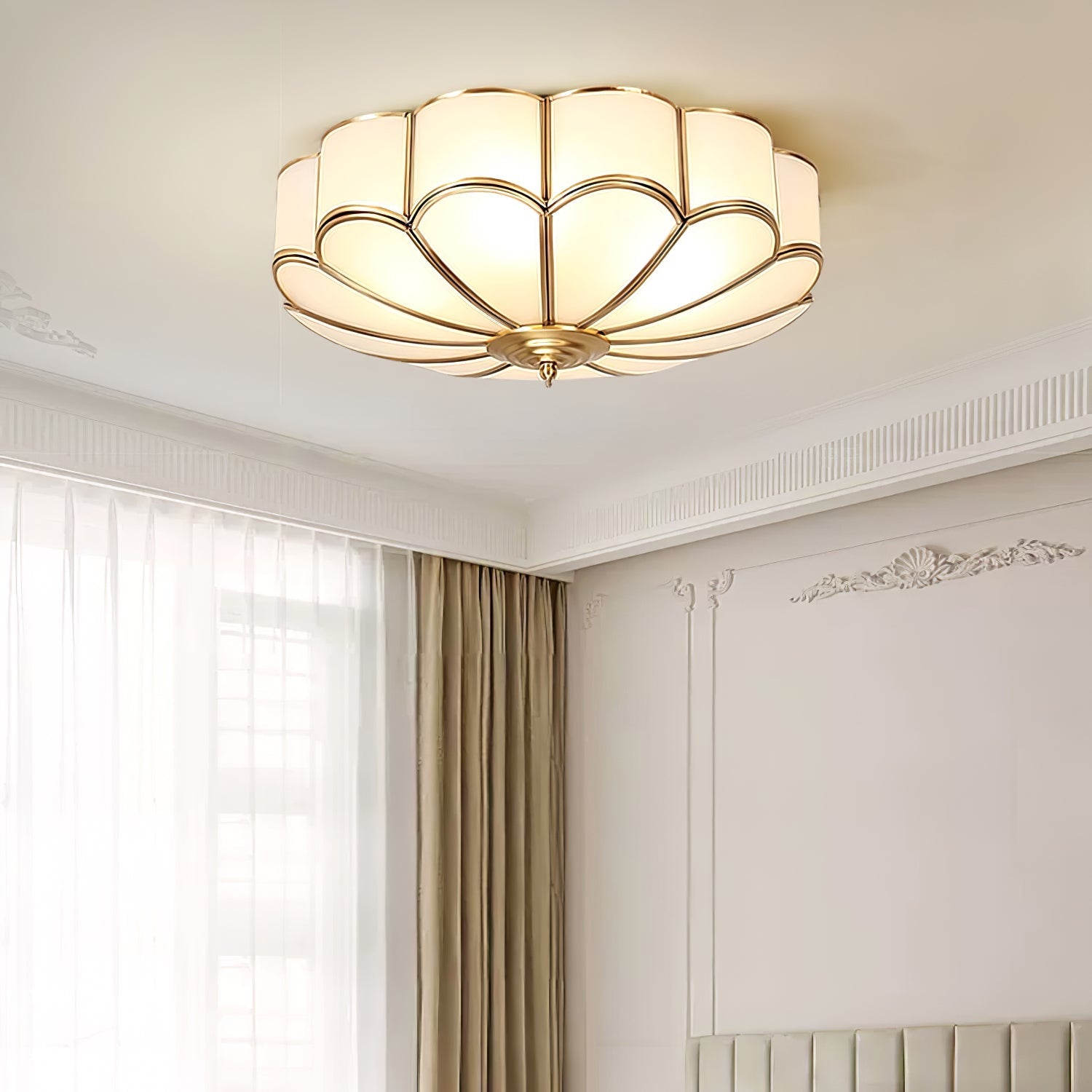 Tiffany Lampada da Soffitto a Forma di Fiore in Vetro Opaco e Ottone