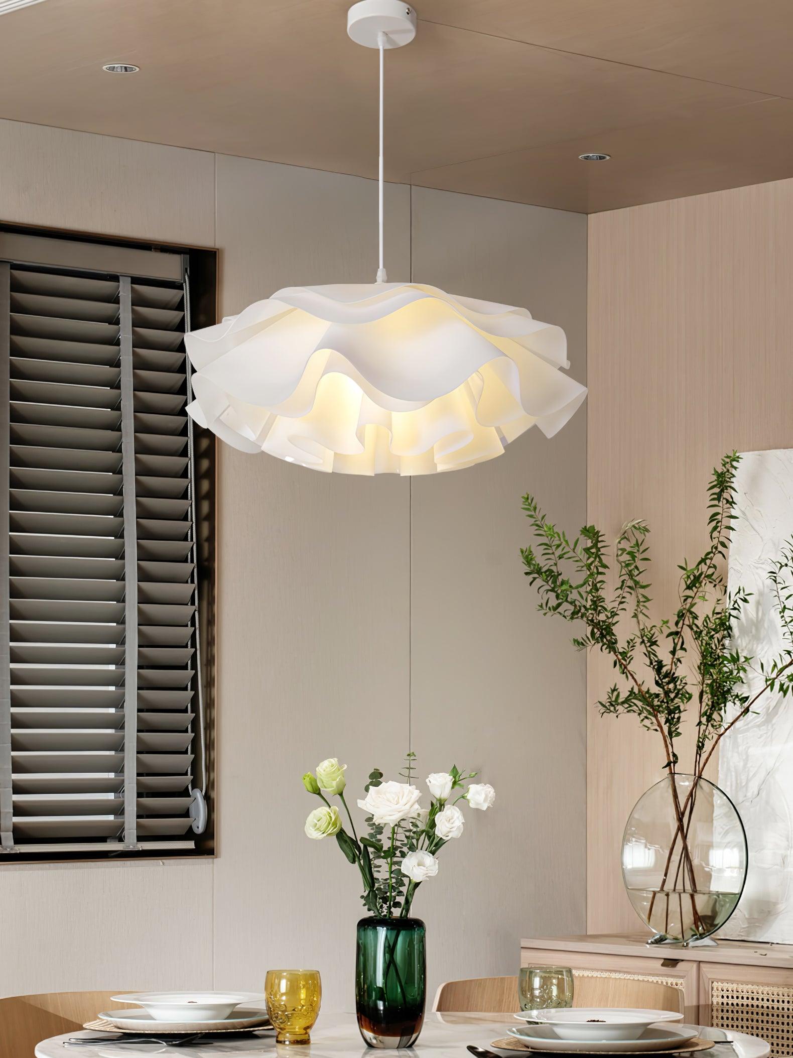 Flower Shaped White Pendant Lamp - Blowlighting