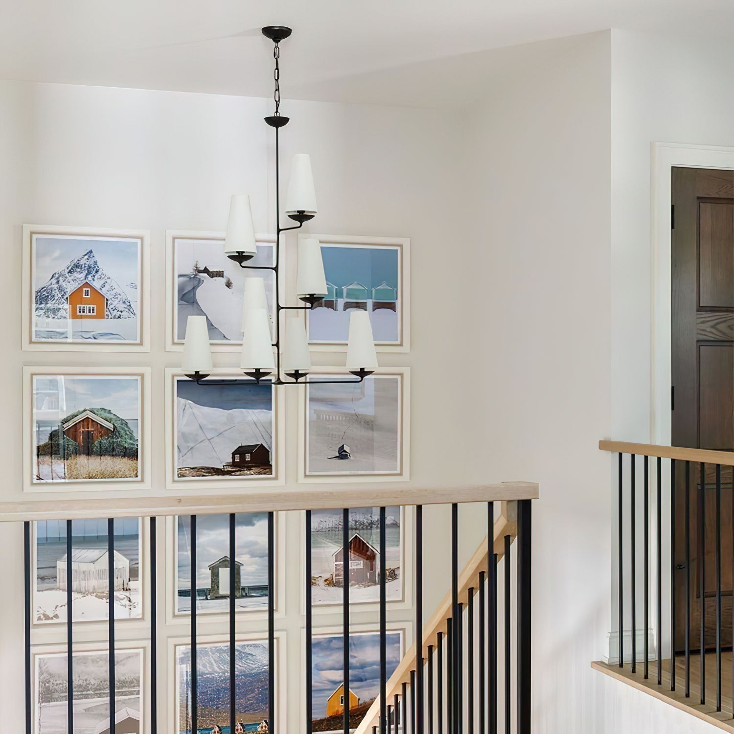 Fontaine Vertical Chandelier - Blowlighting