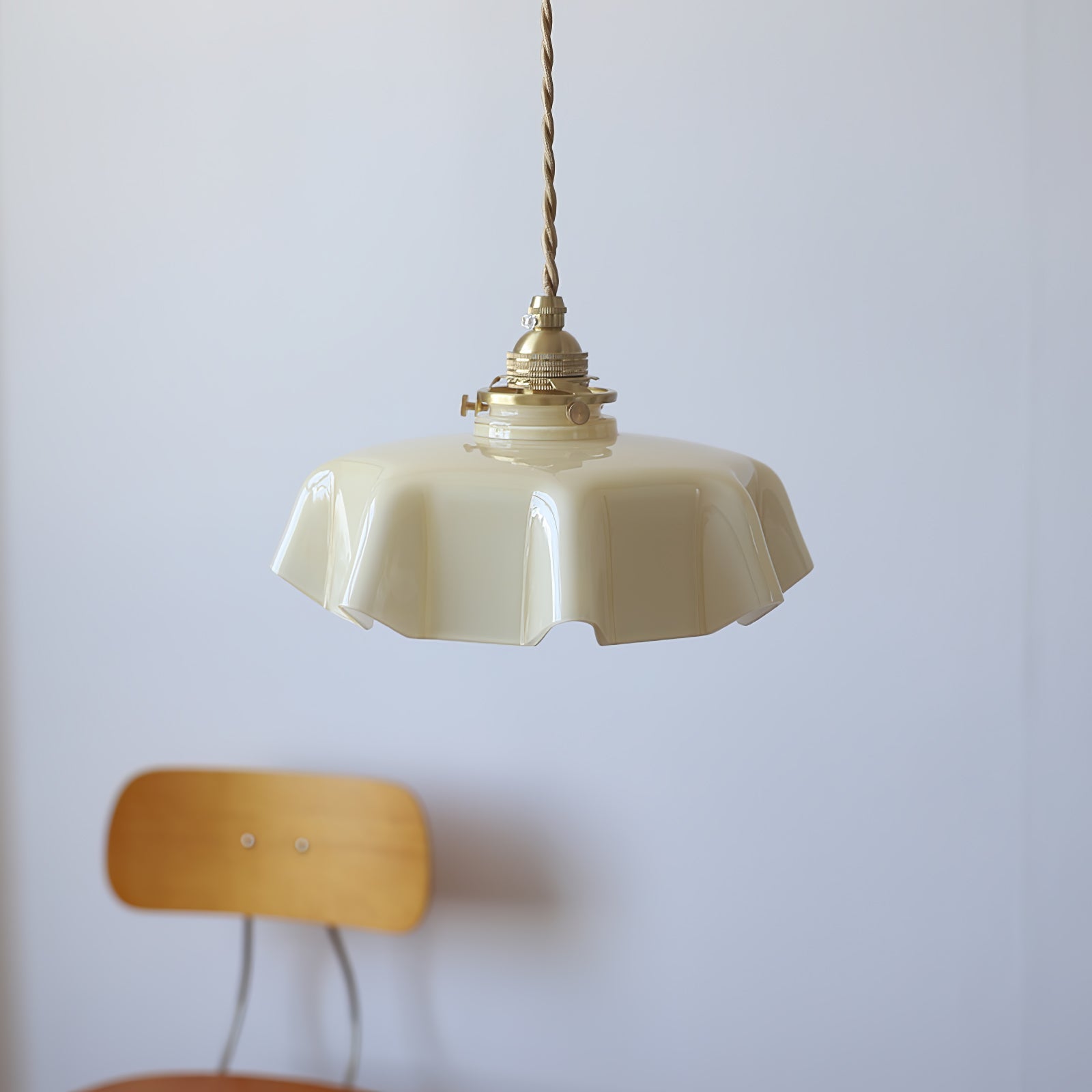 Aria Lampada a Sospensione Stile Rustico con Paralume Increspato