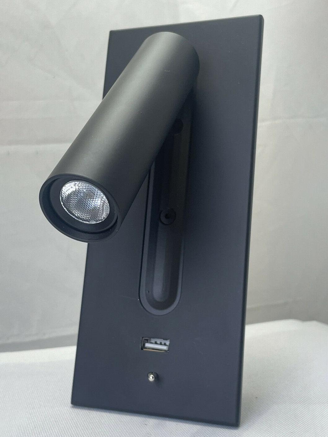Black Bedside USB Wall Light - Blowlighting