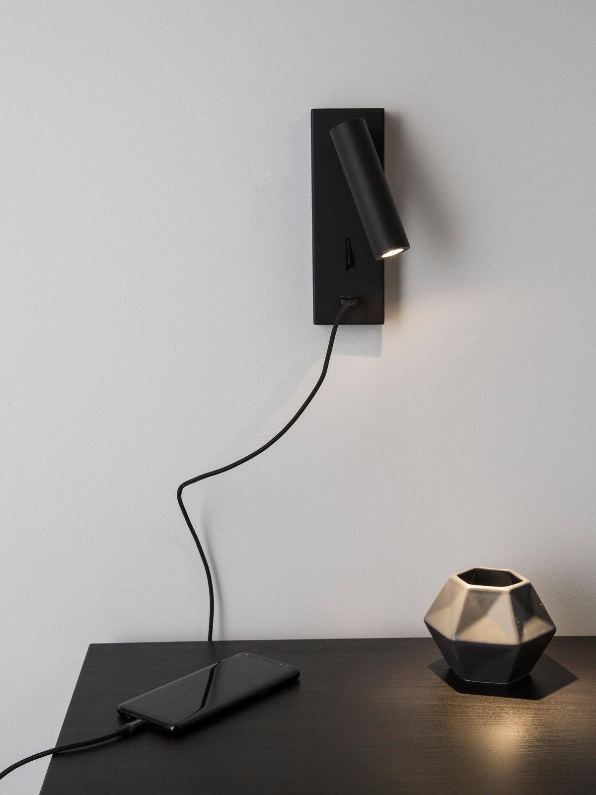 Black Bedside USB Wall Light - Blowlighting