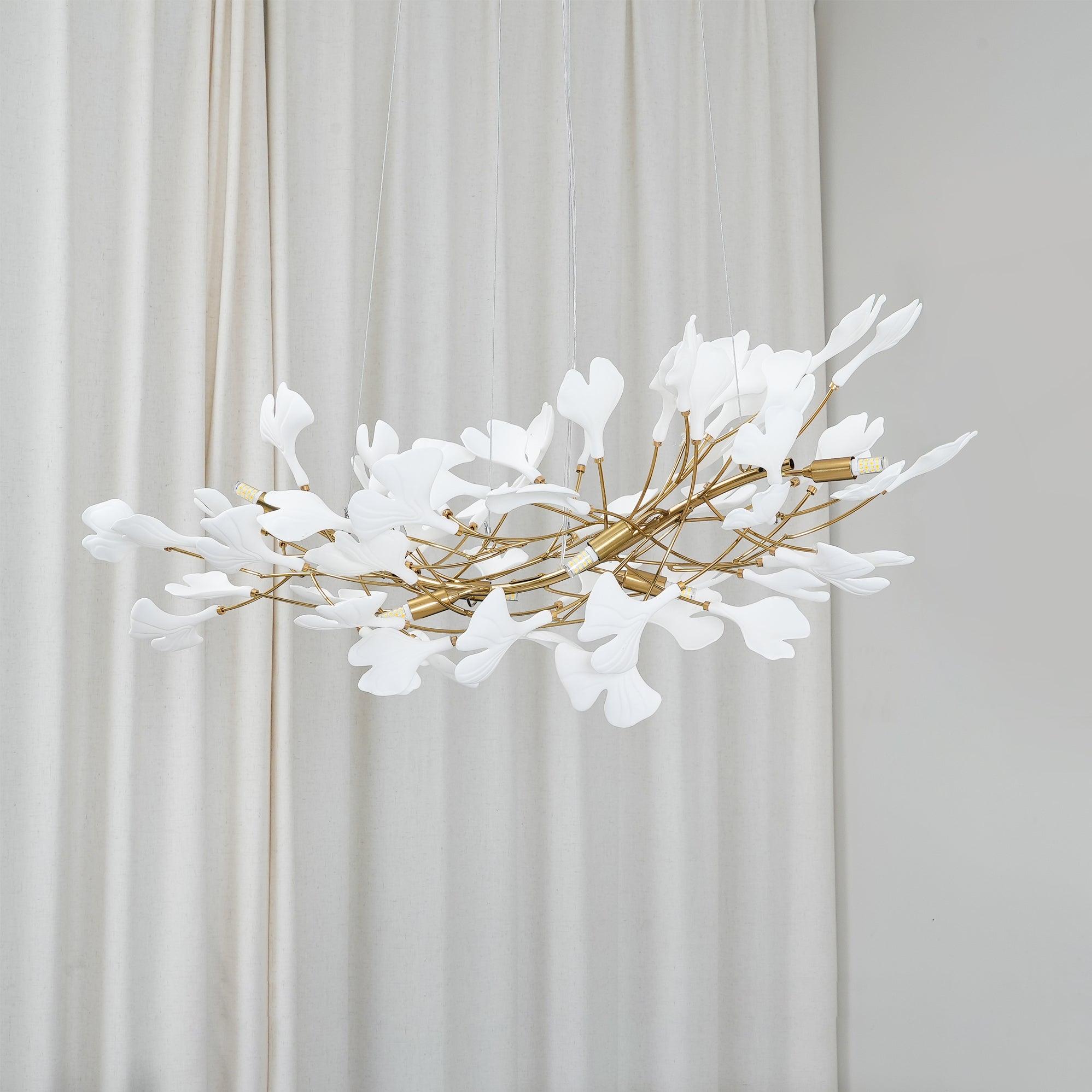 Olivia Lampadario moderno a LED dorato GinkLuxe, metallo e ceramica