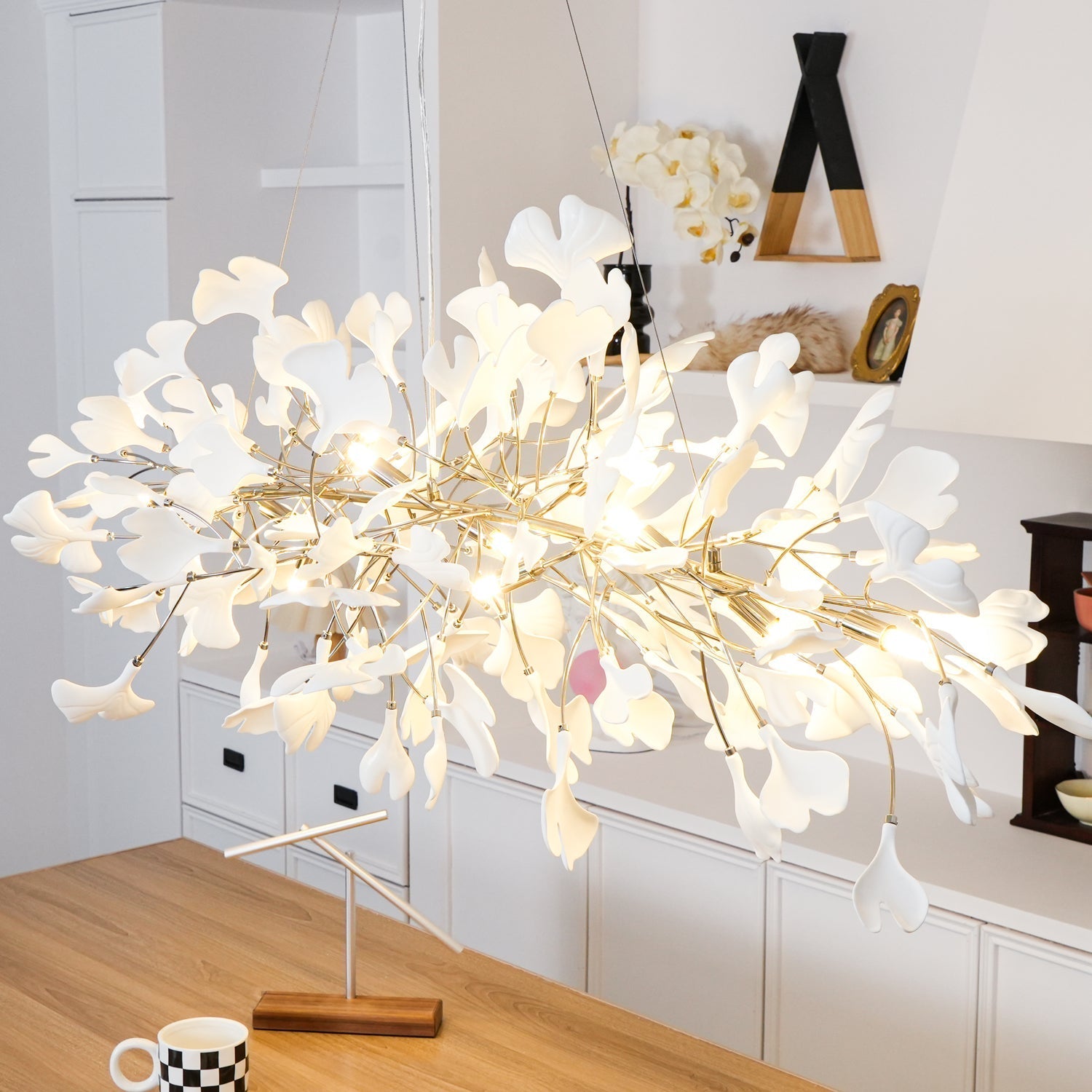 Olivia Lampadario Gingko Stile Art Déco con Foglie Inclinate Verso il Basso