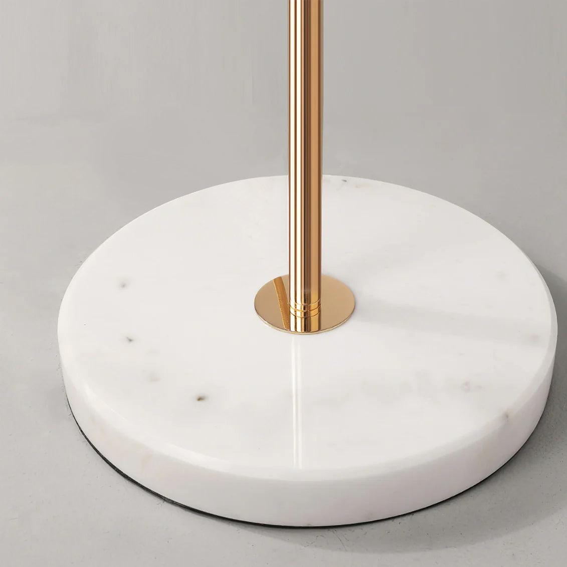 Olivia Lampada da Terra in Ceramica a Forma di Ginkgo