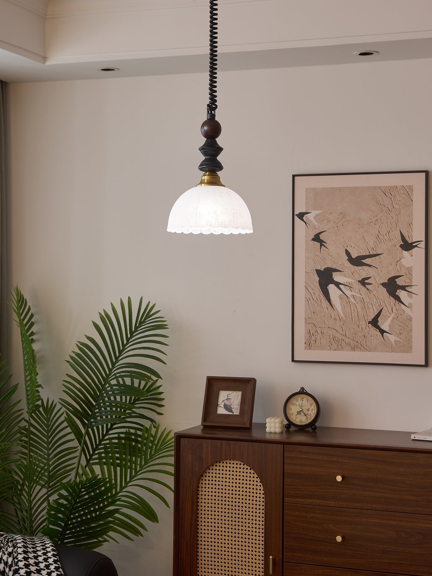 Halcyon Arch Pendant Light - Blowlighting