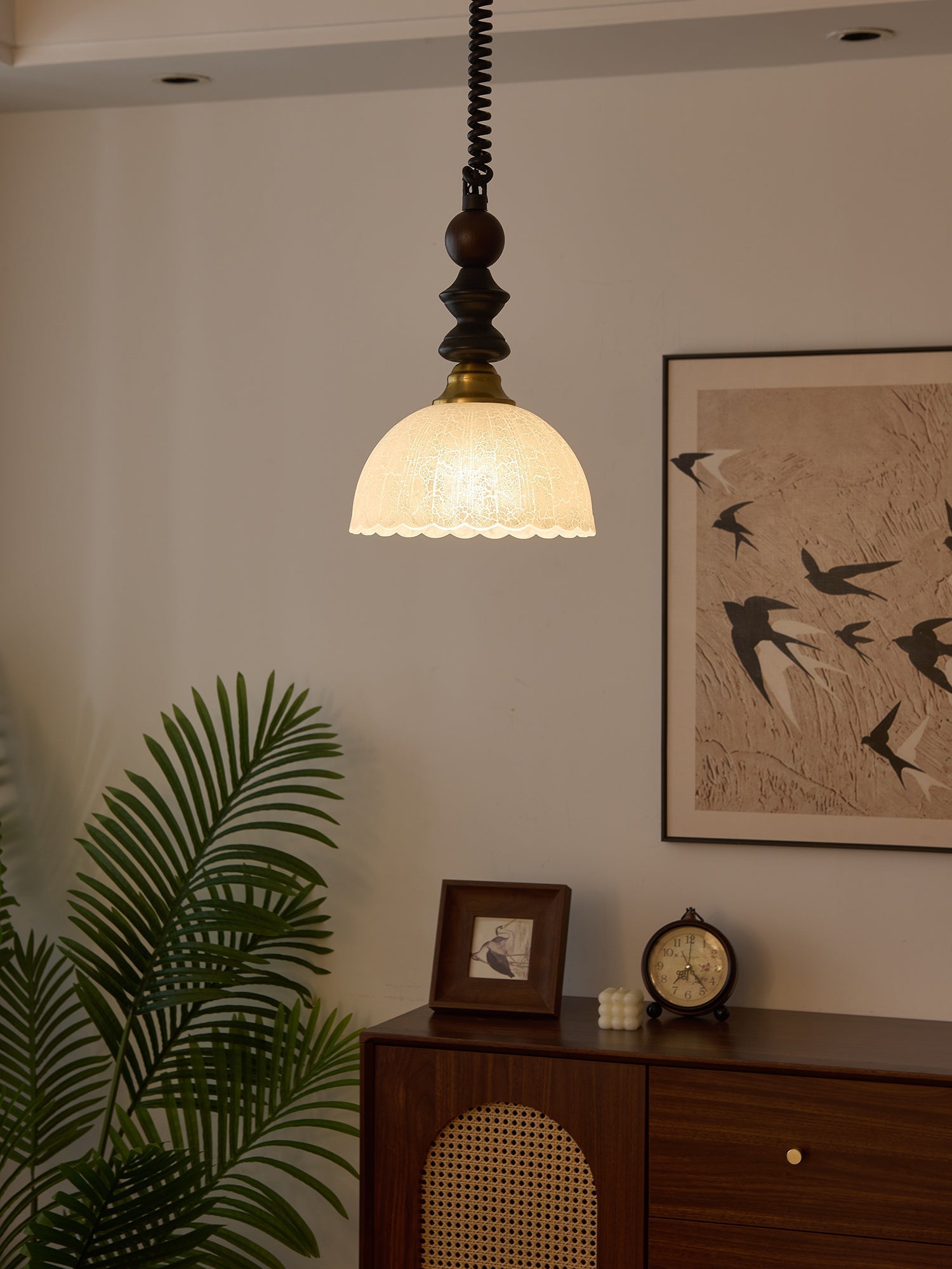 Halcyon Arch Pendant Light - Blowlighting