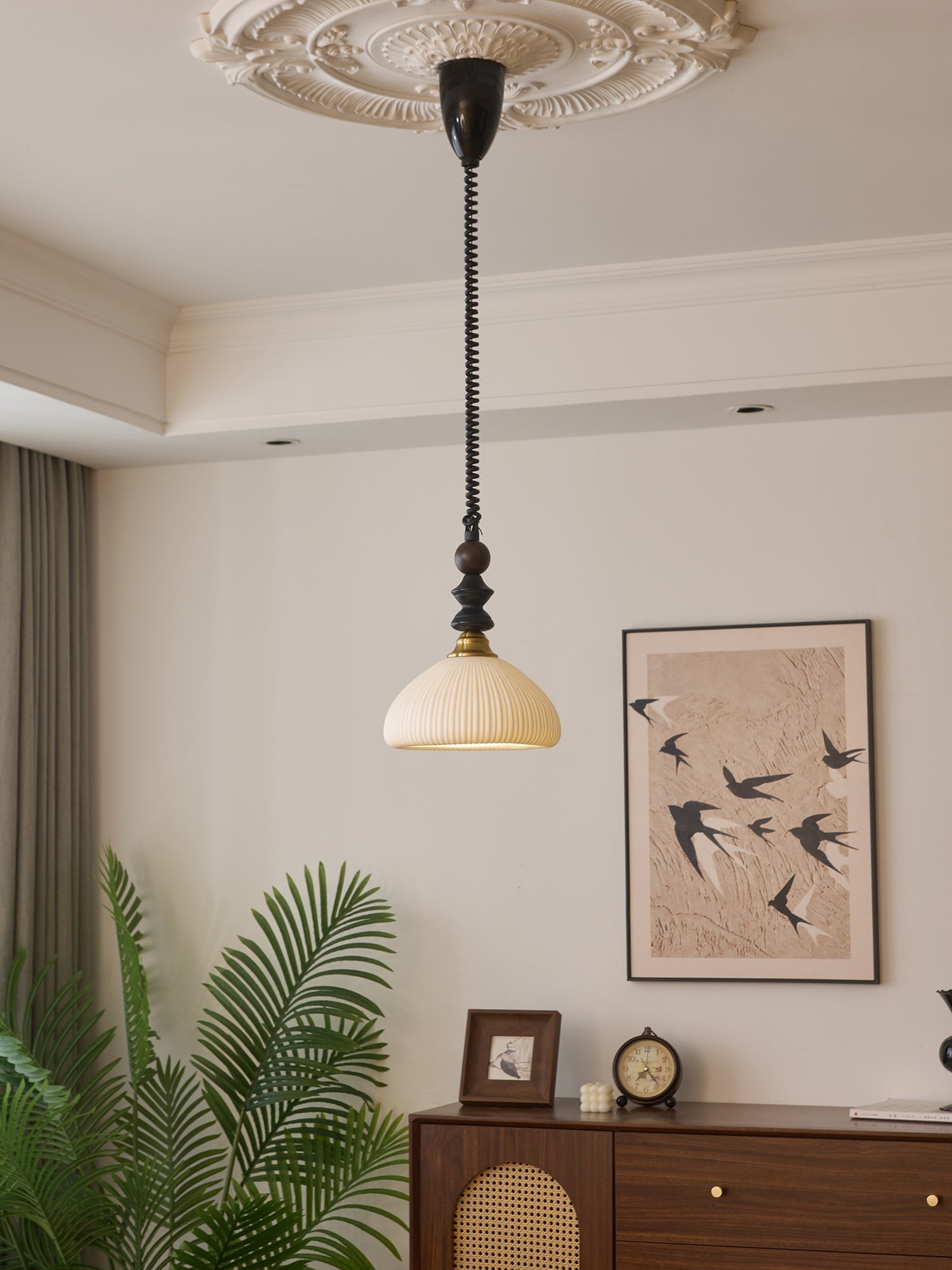 Halcyon Arch Pendant Light - Blowlighting