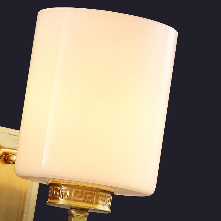 Regal Classic Brass Wall Lamp - Blowlighting