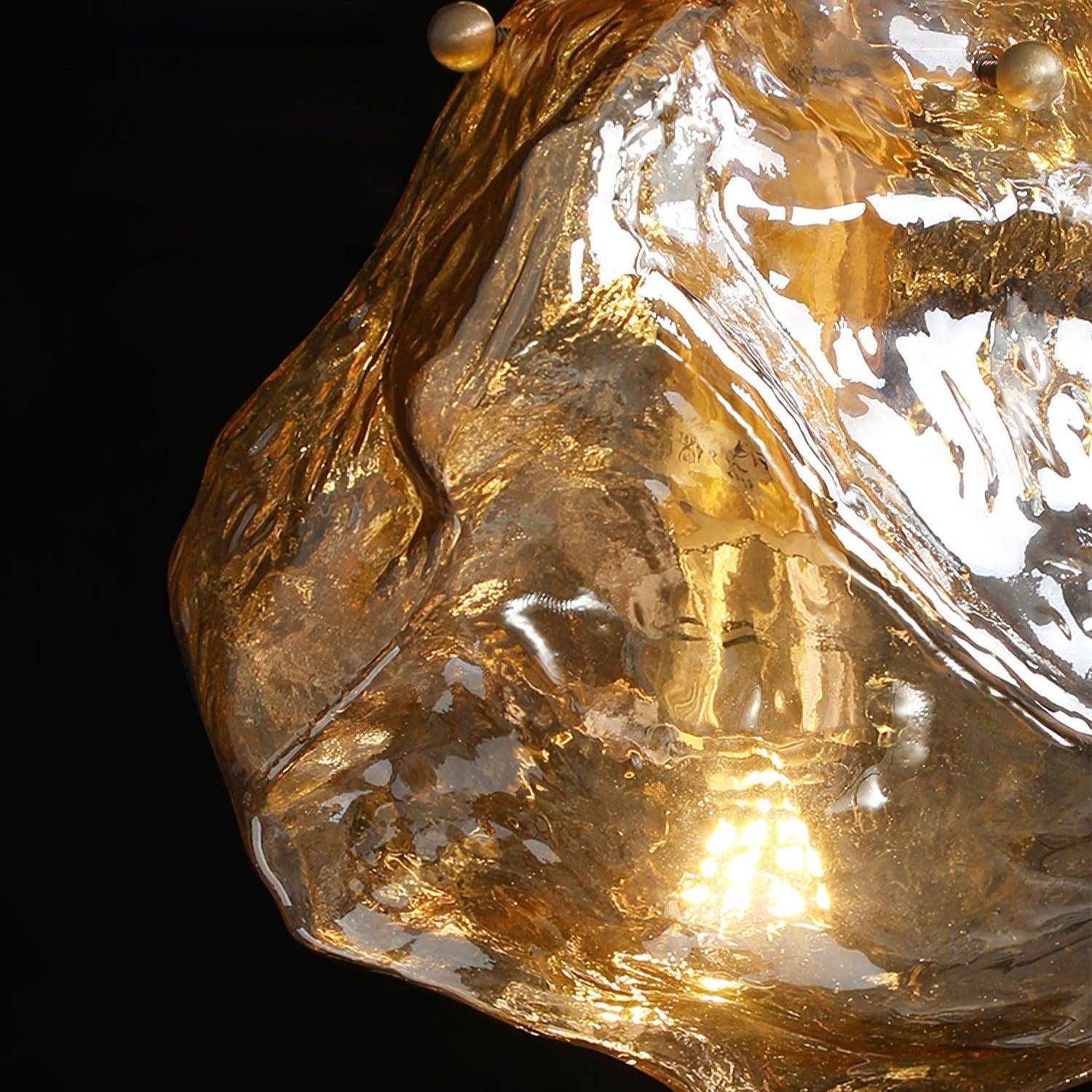 Aria Lampada a Sospensione in Vetro Ghiacciato con Finitura in Ottone
