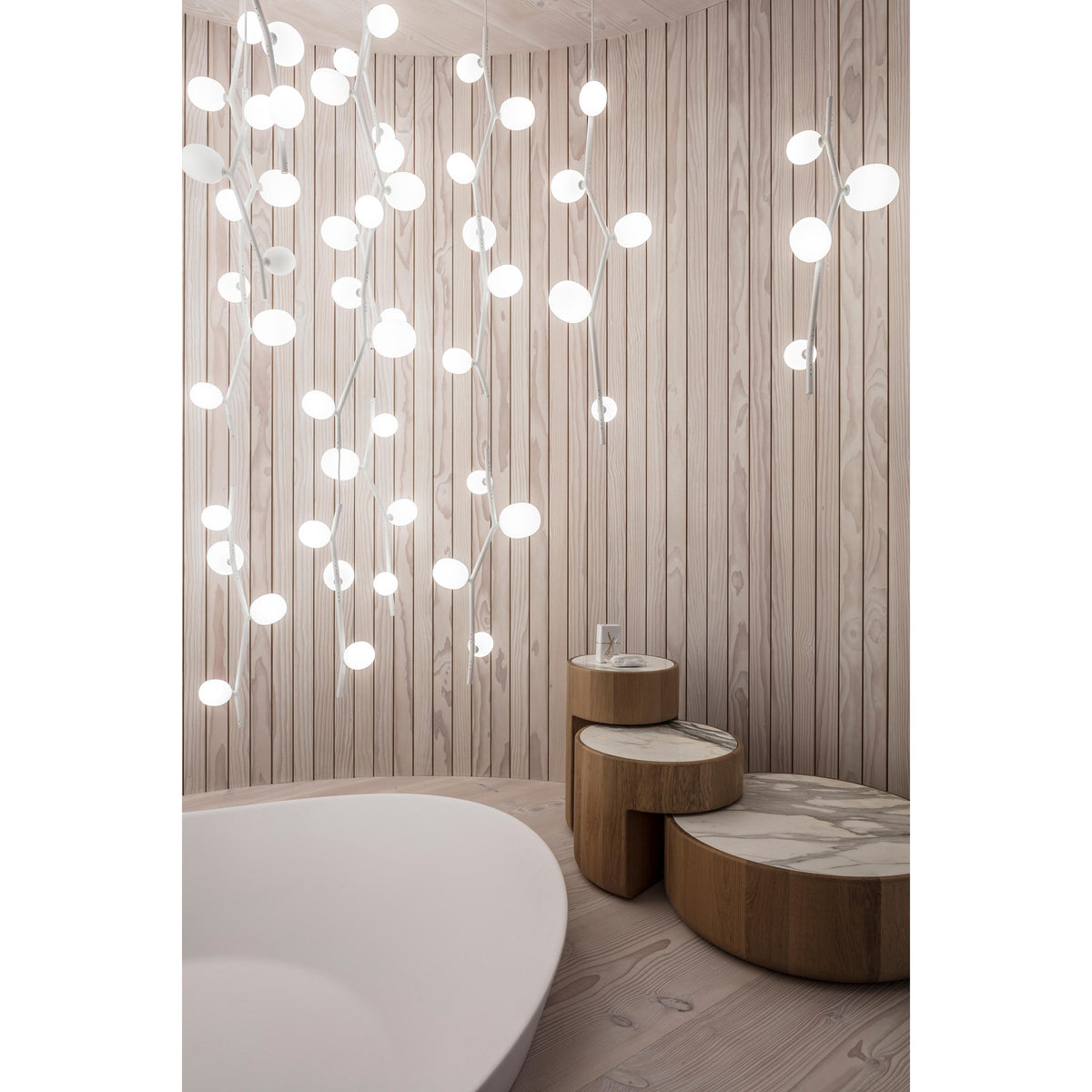 Isolora Modern Minimalist Vertical Glass Pendant Lamp - Lamp Copper