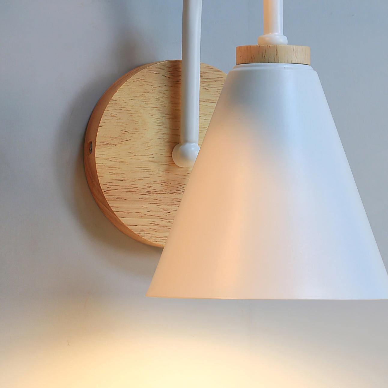 Muto Lampada da Parete in Legno Nordic