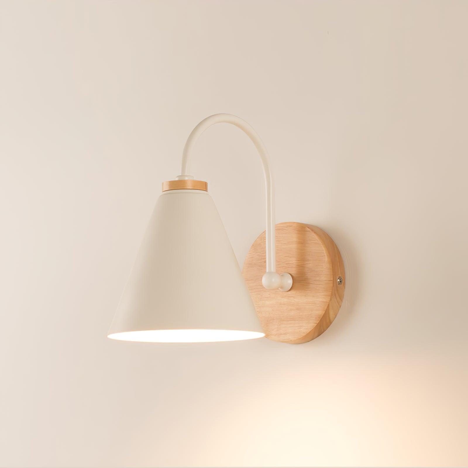 Muto Lampada da Parete in Legno Nordic