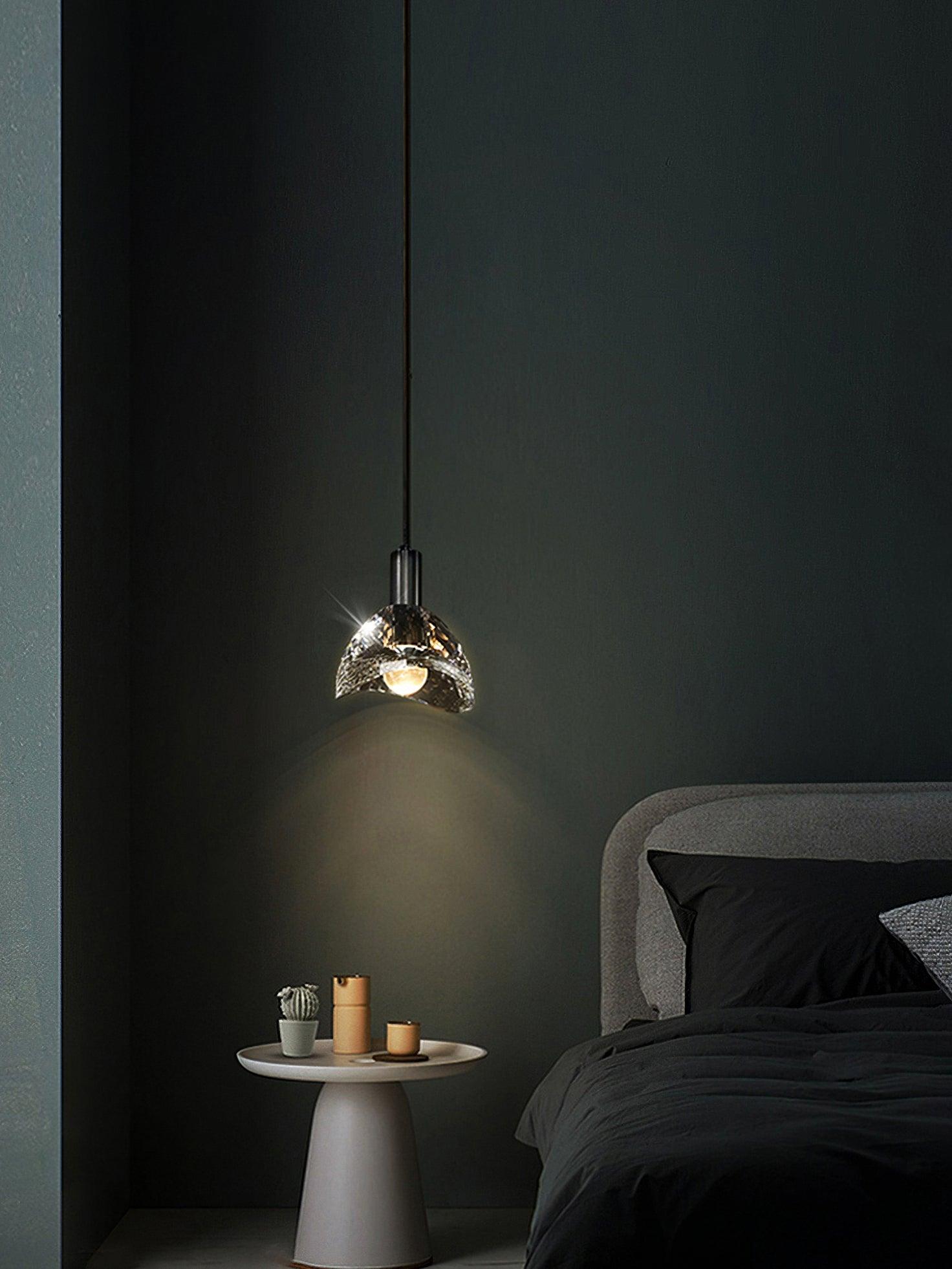 Latham Glass Pendant Lamp - Blowlighting