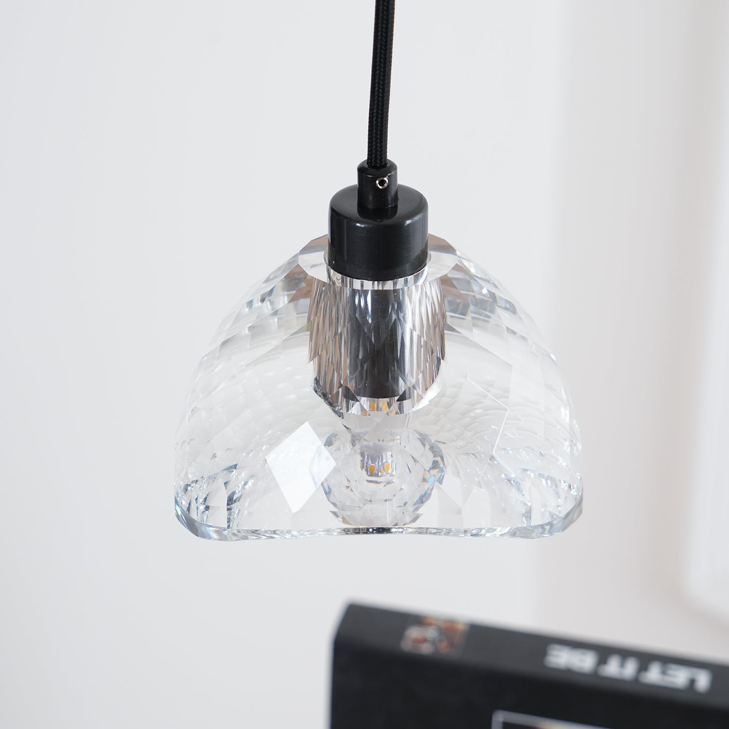 Latham Glass Pendant Lamp - Blowlighting